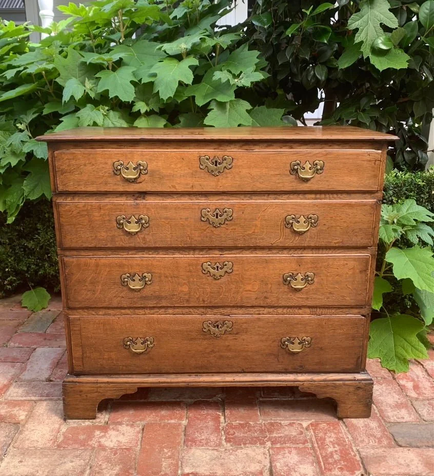 C.1770-1800 Georgian oak chest, antique four drawer chest of drawers, original brass batwing handles, graduated drawers