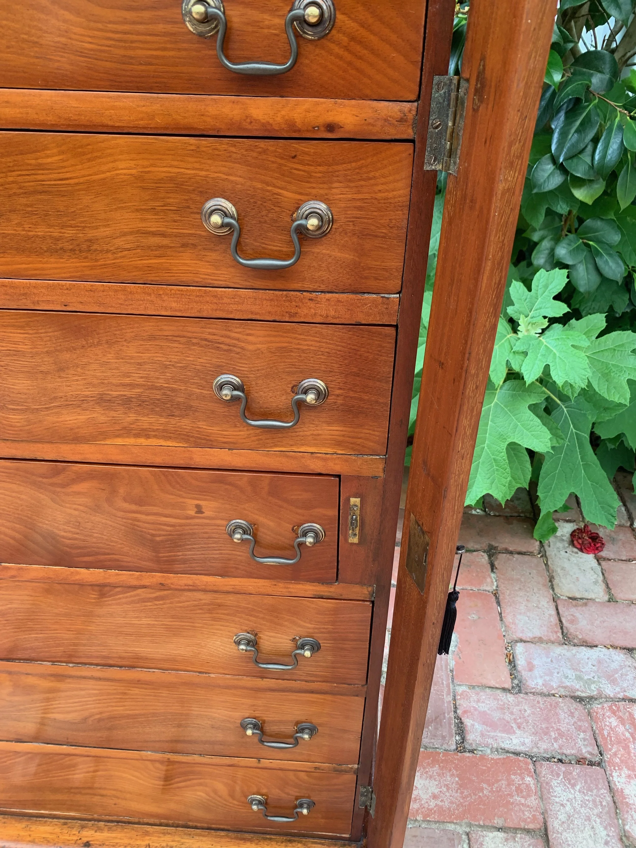 antique wellington chest