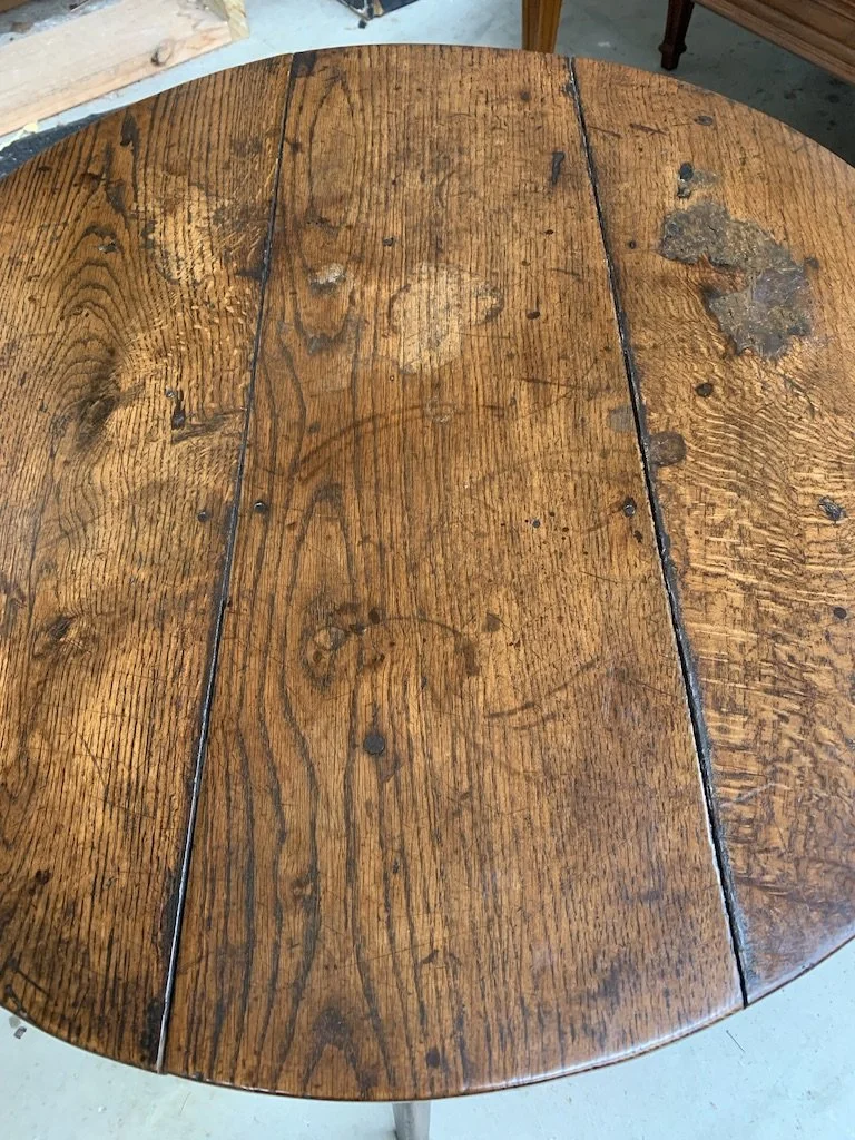 Antique oak cricket table top detail three-board construction original surface marks patination c.1780