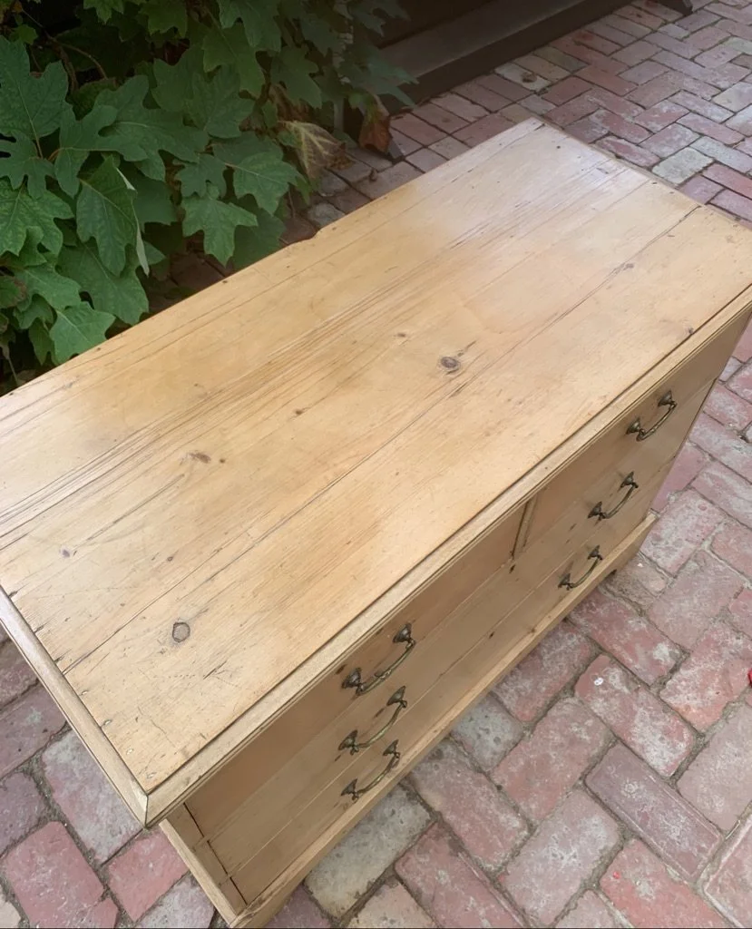 Top view Georgian pine chest of drawers showing grain and patina