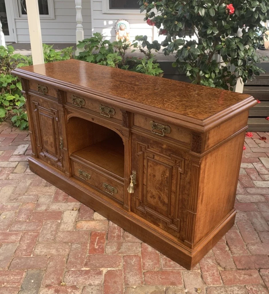 Victorian pollard oak sideboard c.1890 England, pollard veneer top, geometric moulded panels, original brass hardware