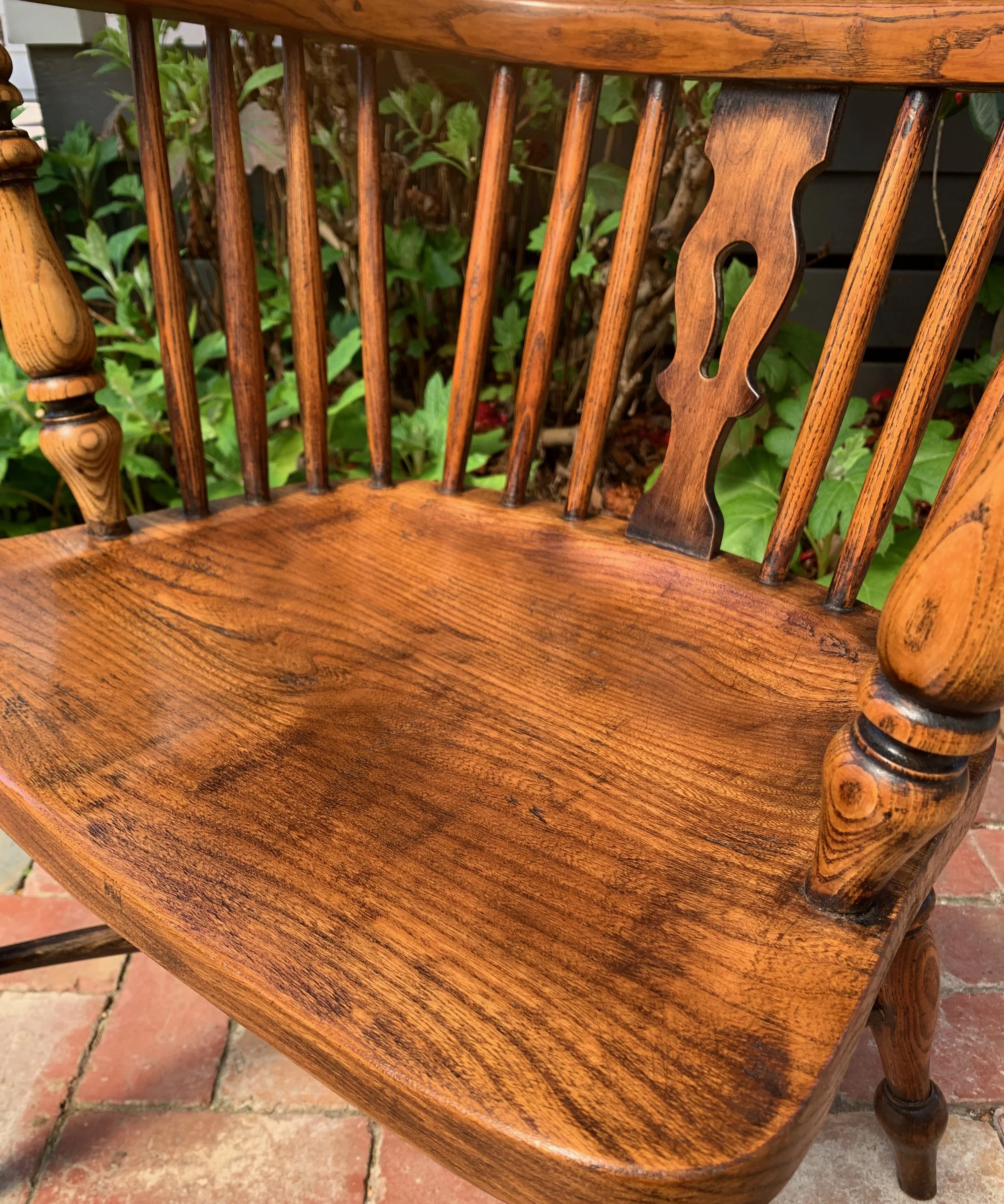 Antique Elm Windsor Chair Seat and Saddle Detail, English, C.1850, Low Hoop Back with Pierced Splat