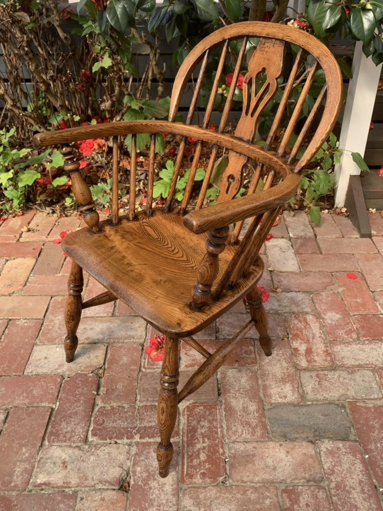 C.1850 low back Windsor armchair, English elm and ash country chair