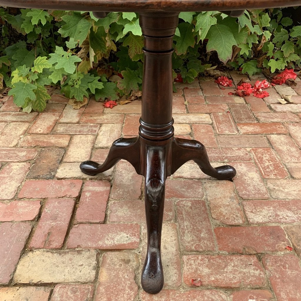 George III mahogany tripod base, carved cabriole legs, pad feet
