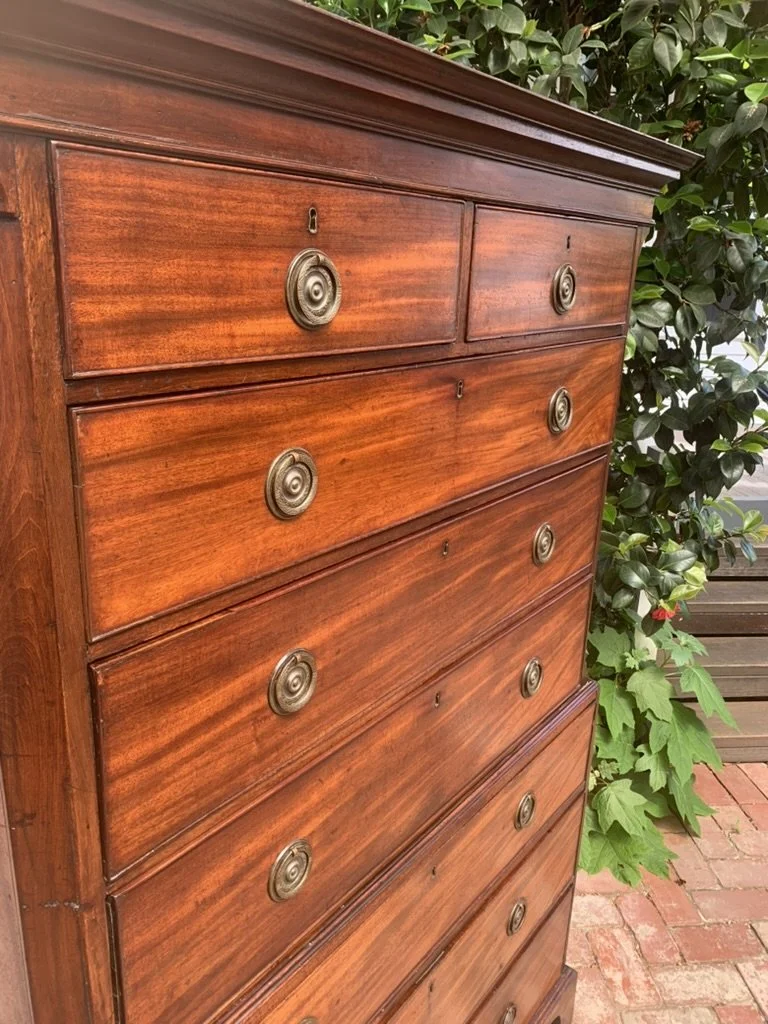 Antique chest-on-chest in rich flame mahogany, C.1790-1810, Georgian two short over six long drawers, English tallboy chest