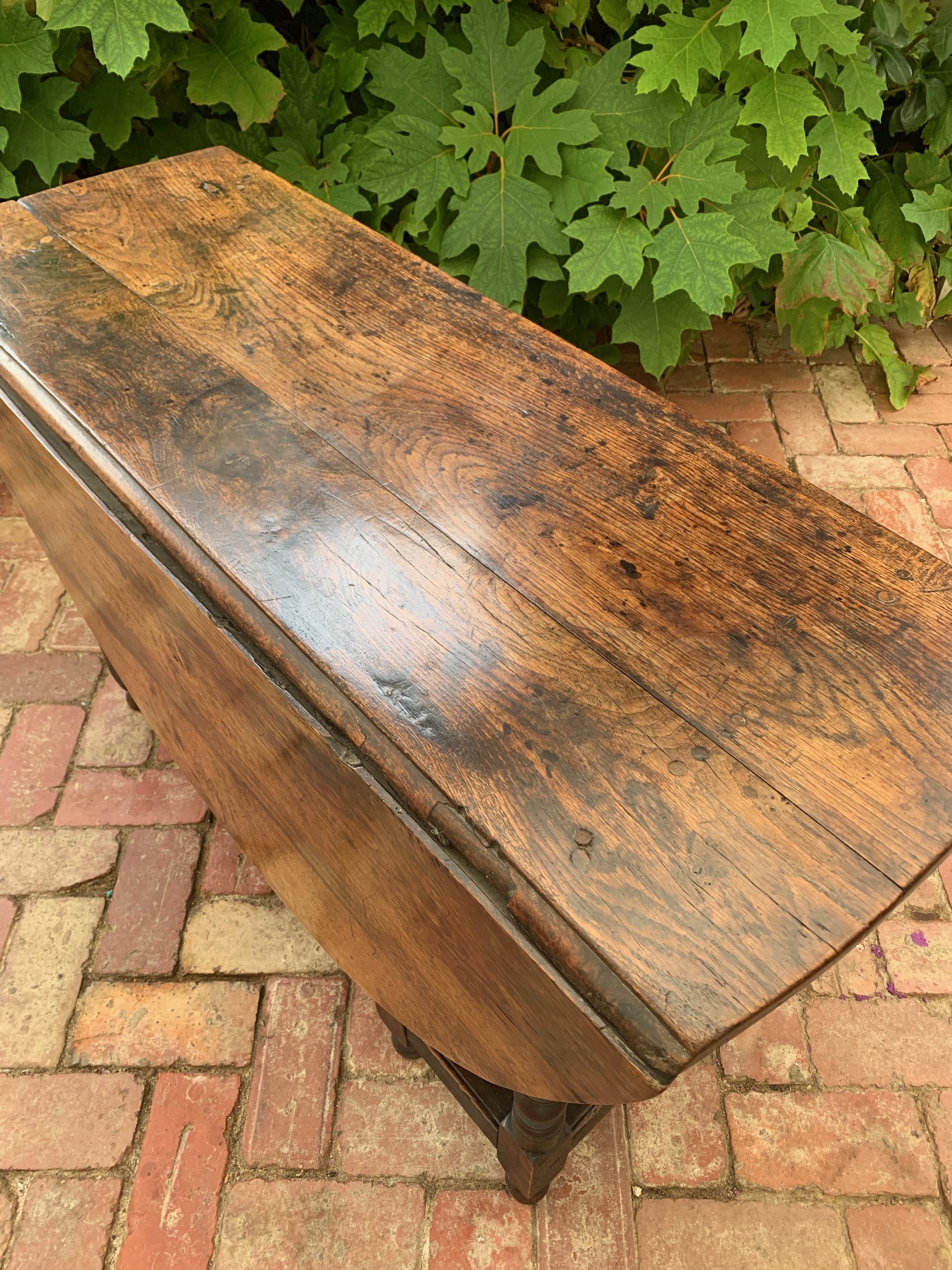 William & Mary oak gate leg table