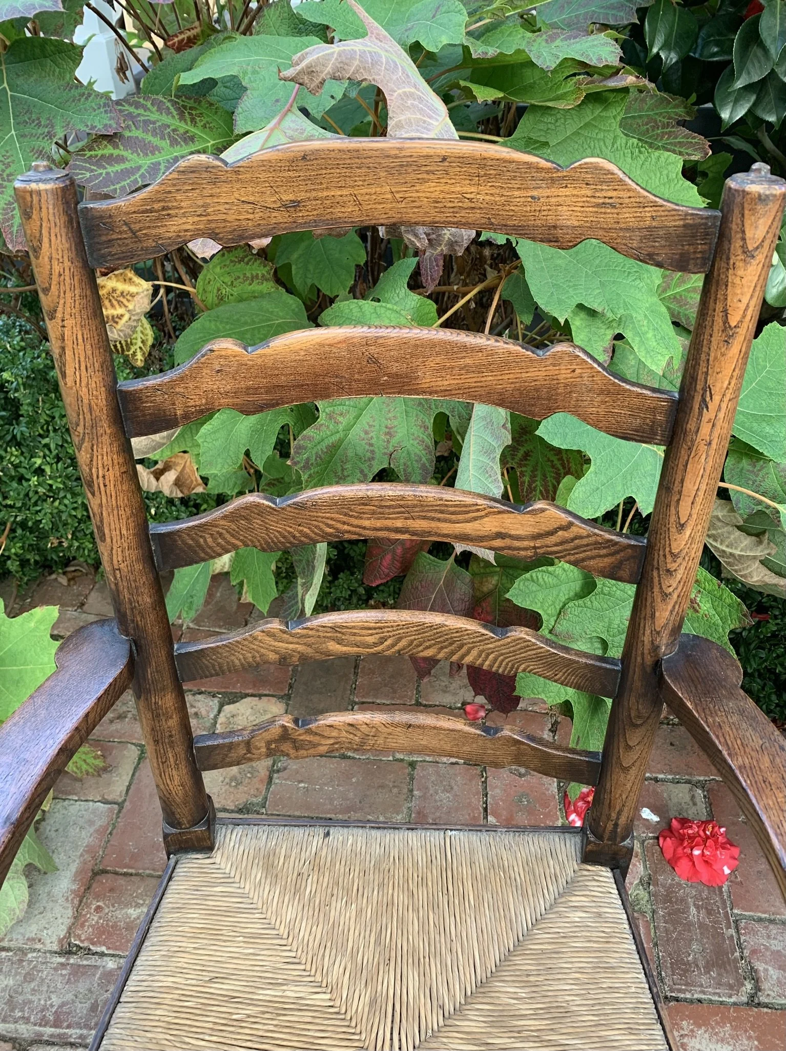 Close-up wavy ladder rails on oak and ash carver chair, Lancashire c.1850, original patina