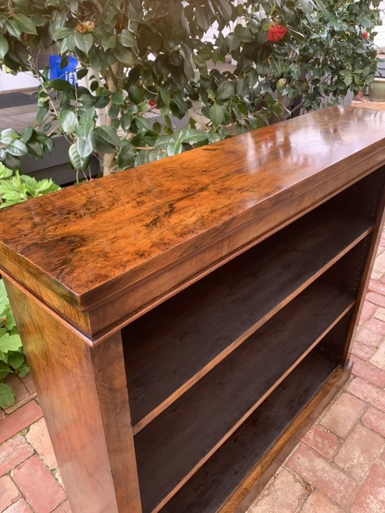 Figured Walnut Bookcase Top, Victorian C.1870 Antique Open Bookcase with Moulded Cornice, Shoolbred & Co London