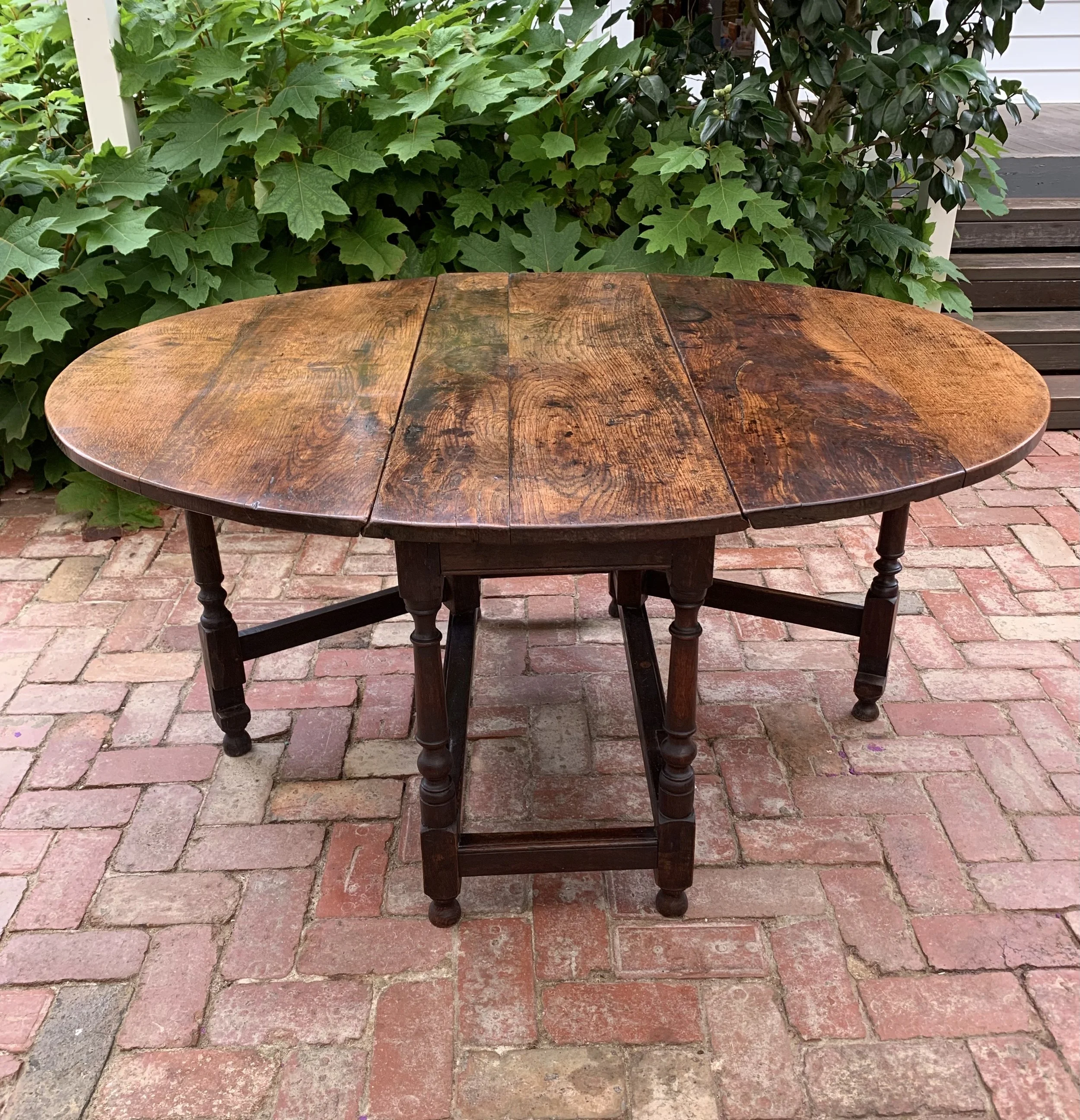 William & Mary oak gate leg table