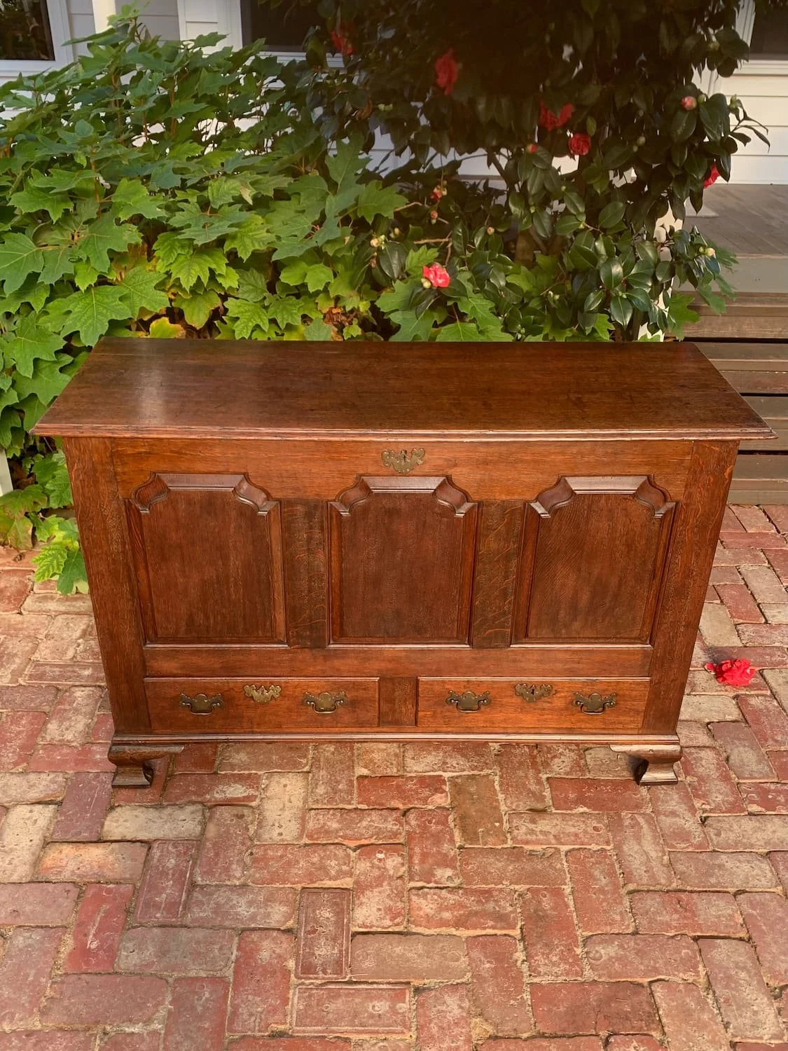 Antique Welsh oak mule chest two drawers swan-neck brass pulls late 18th century