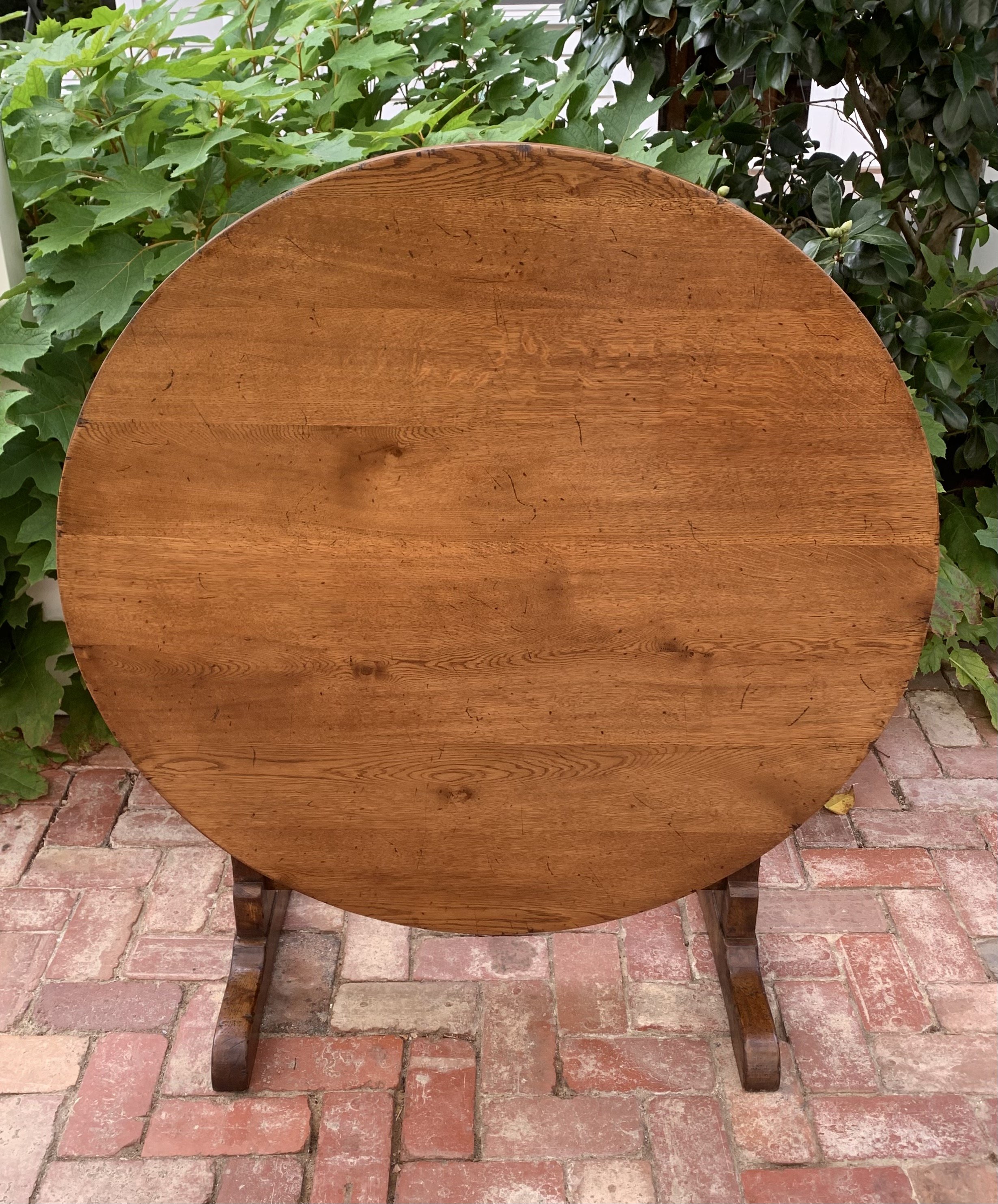 French oak vendange table