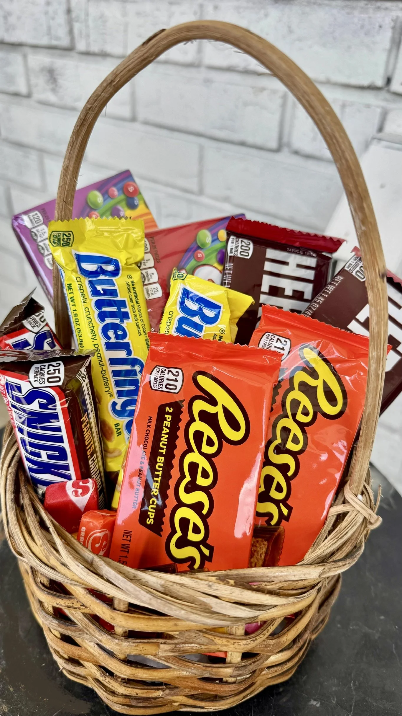 candy basket 4.jpeg