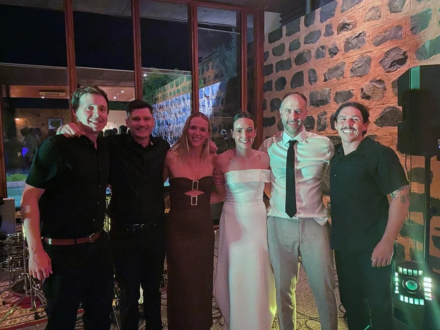 We absolutely love receiving your reviews! Your day means so much to us, and we&rsquo;re grateful every time we get to help make it everything you dreamed of.
✨ We&rsquo;re still taking bookings for 2026 &mdash; secure your date with Blue Vinyl!

Rev