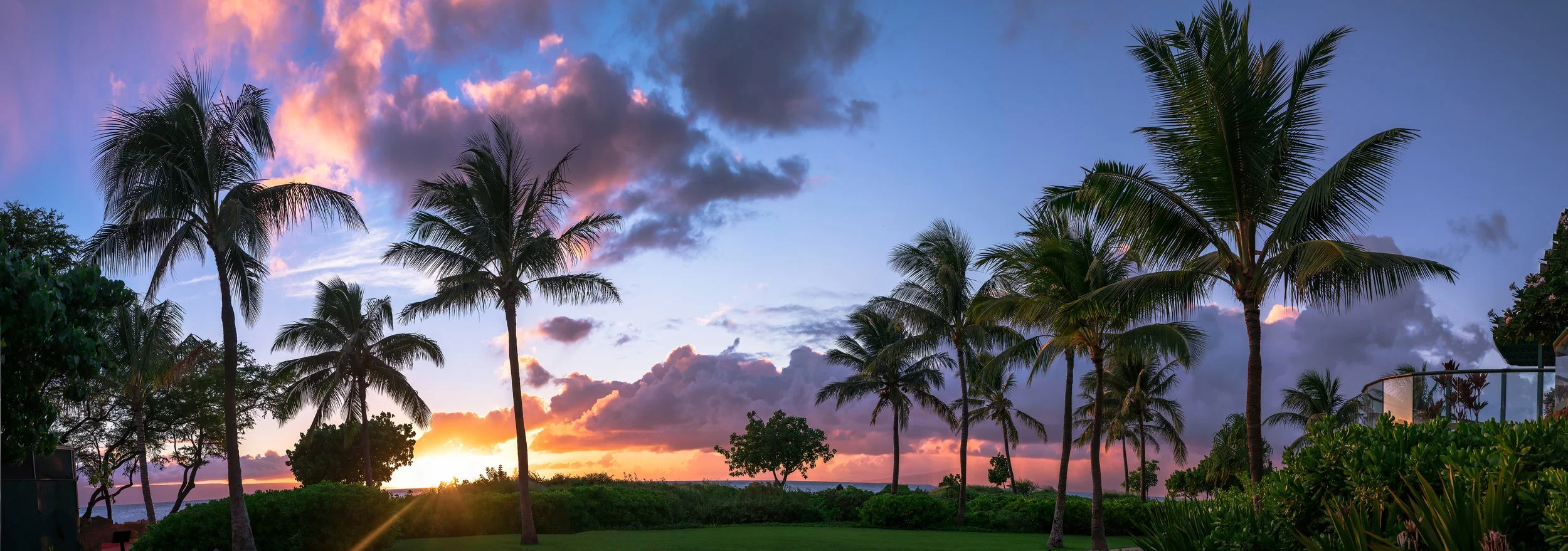 Maui Sunset pano.jpg