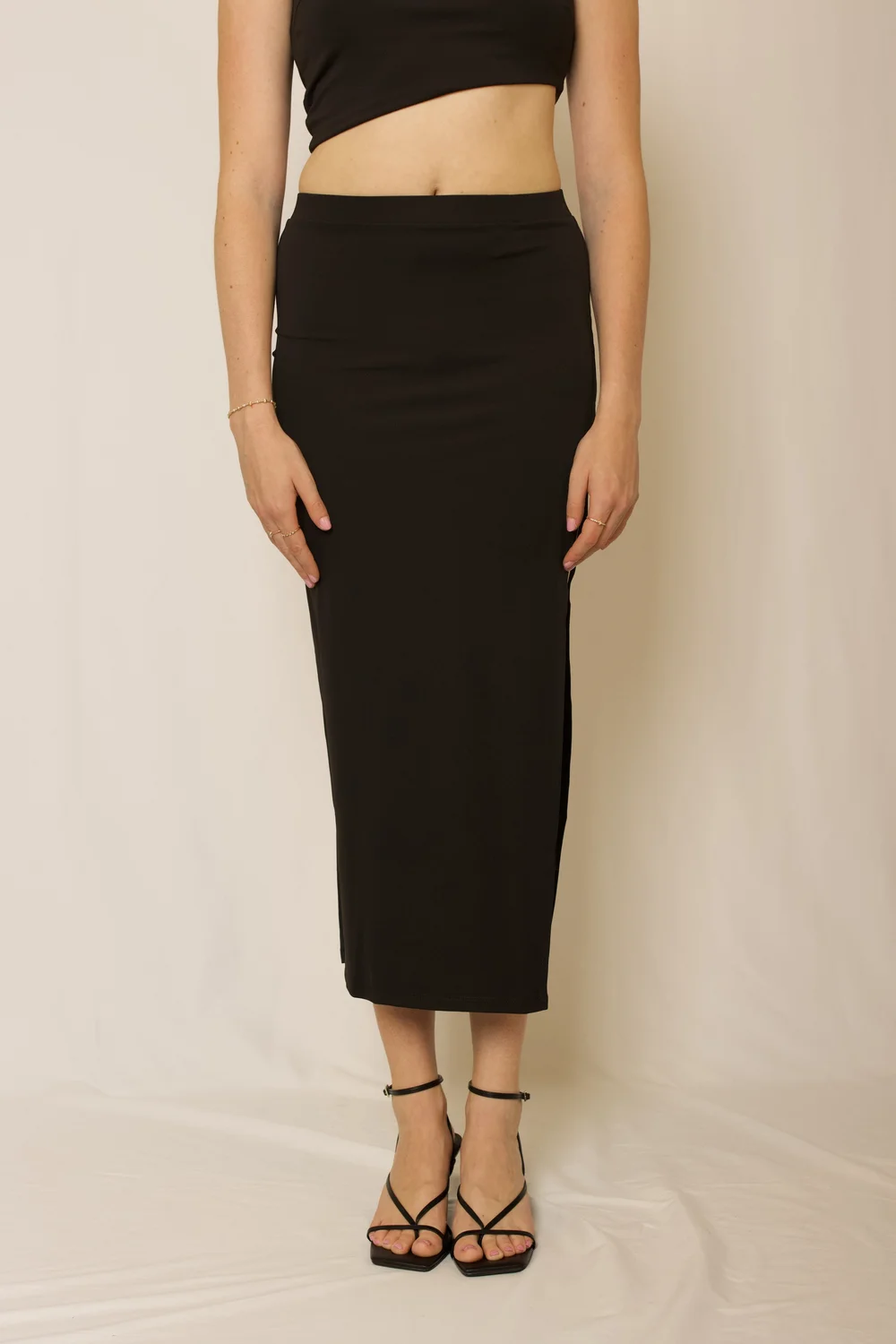 【PORTERNA】Wood slit long skirt High Slit Maxi Skirt — JULIANNE BARTOLOTTA