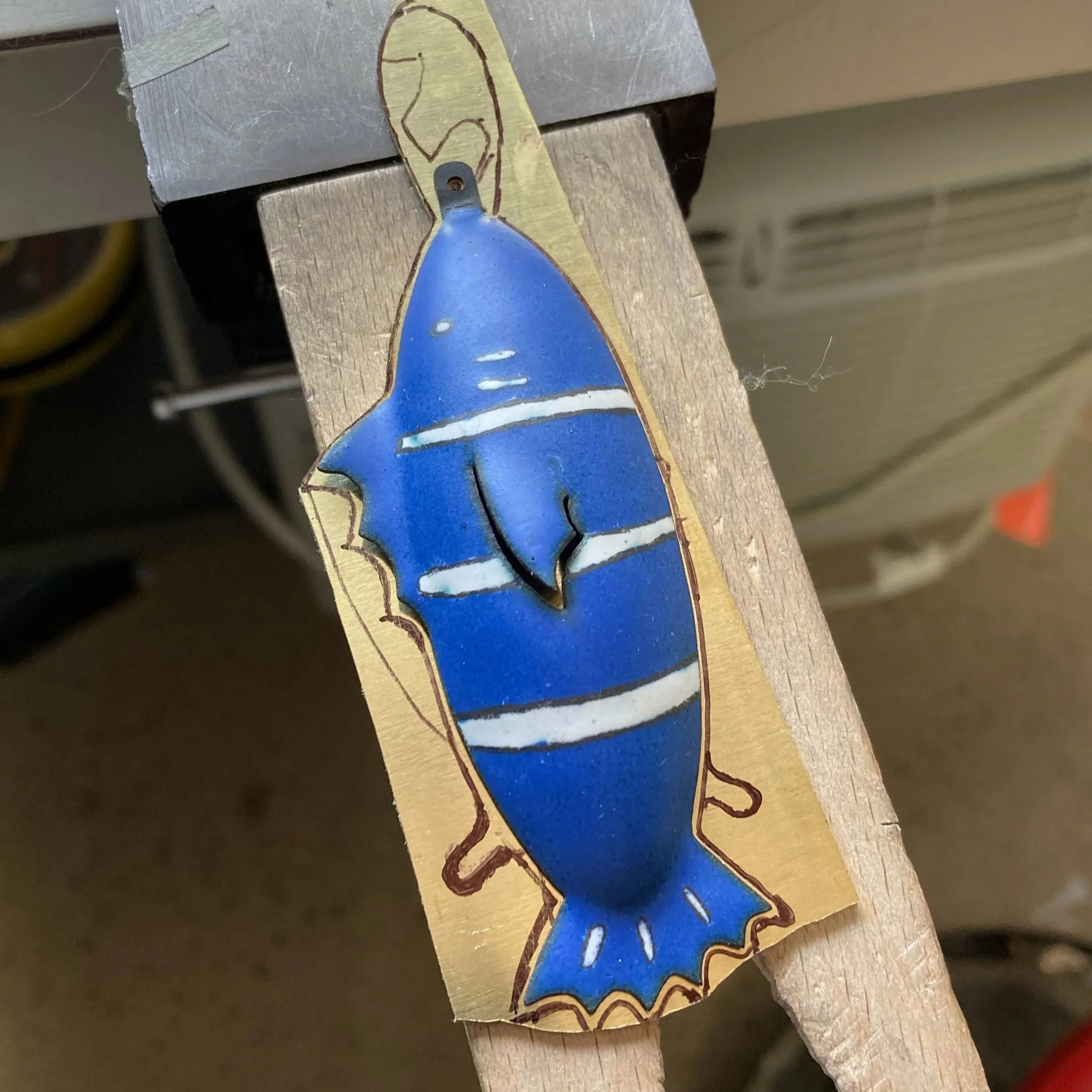 Fish_bench.jpg