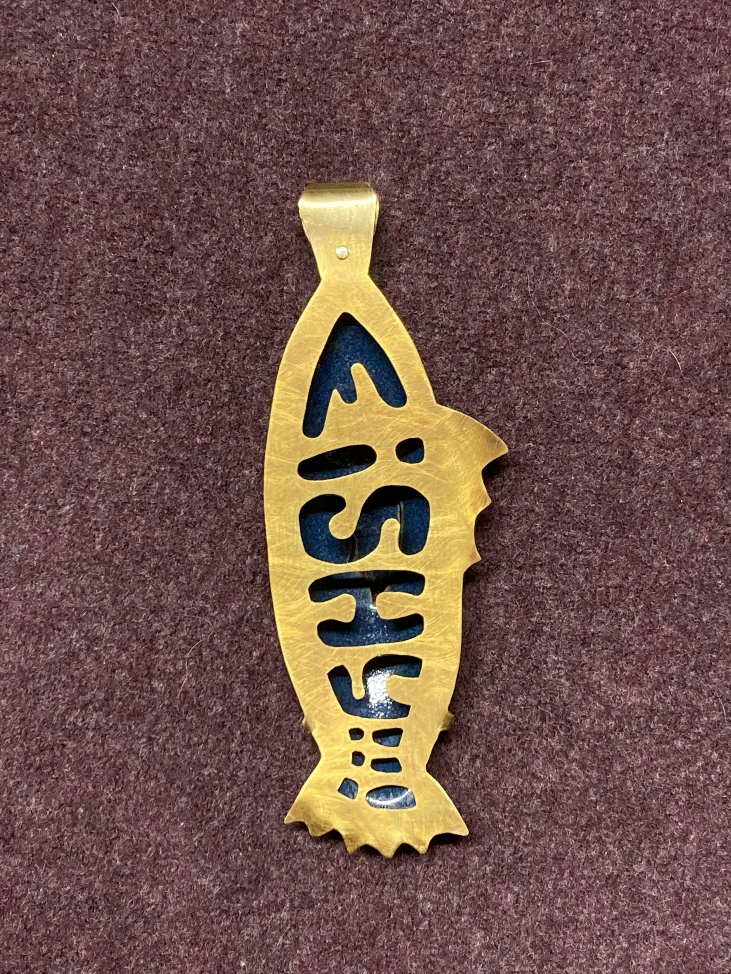 Back fish_on cloth.jpg