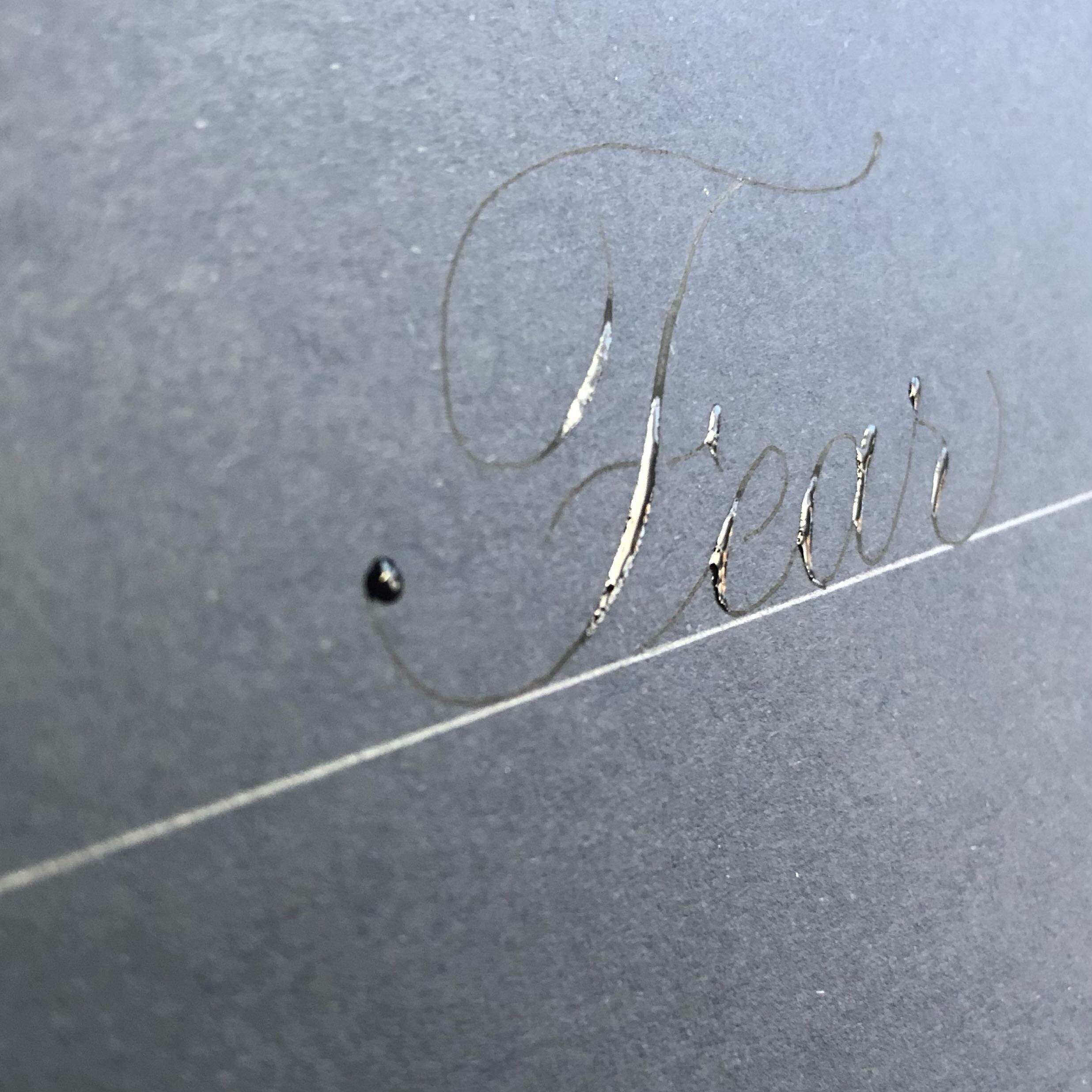 Fear&hellip; so much to say for this word. Pop of white ink (or bright neon! Or any beautiful but striking color really) on black paper can be oddly scary.  But black on black? Gently guiding myself in with less contrast (wisdom from @annedavnes 💚).