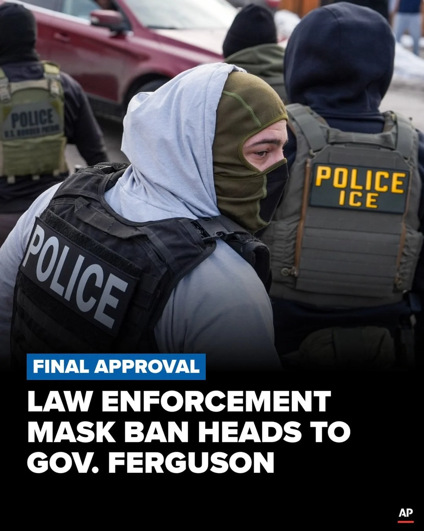 Repost from @king5seattle
&bull;
A bill prohibiting law enforcement officers from wearing facial coverings while interacting with the public received final approval in the Washington State Senate and is headed to the governor&rsquo;s desk. Read more 