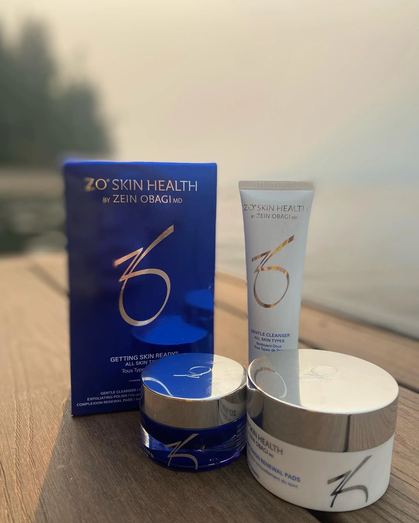 Long weekend skincare by the lake made easy π€