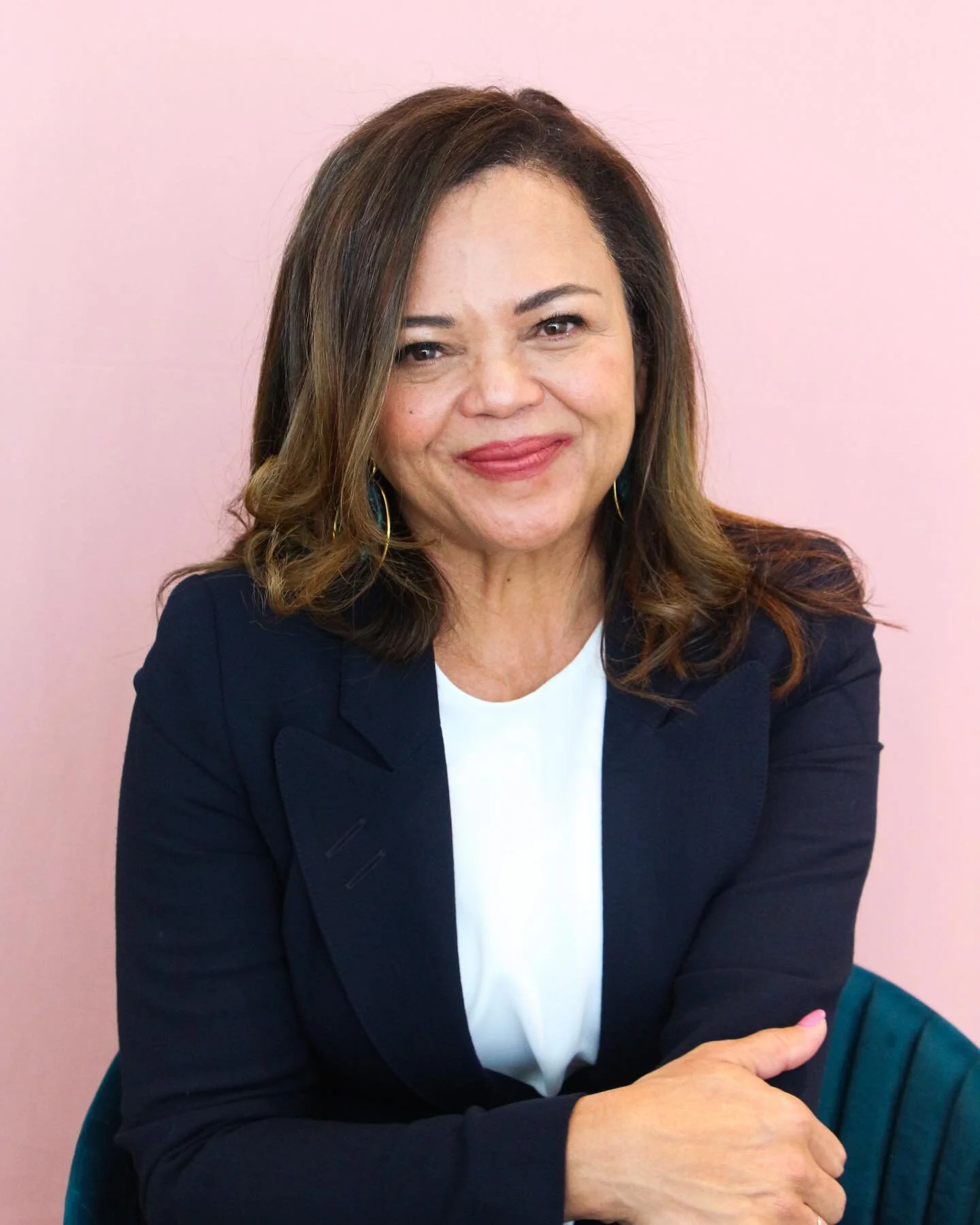 My goal as injector is to make everyone who comes through my door feel their very best! Whether that’s through medical Botox, cosmetic dermal fillers or Sculptra, we want you to feel your best self when you leave Frida. β¨