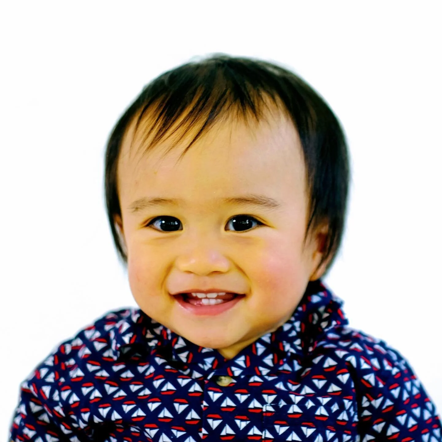 This a good passport picture?