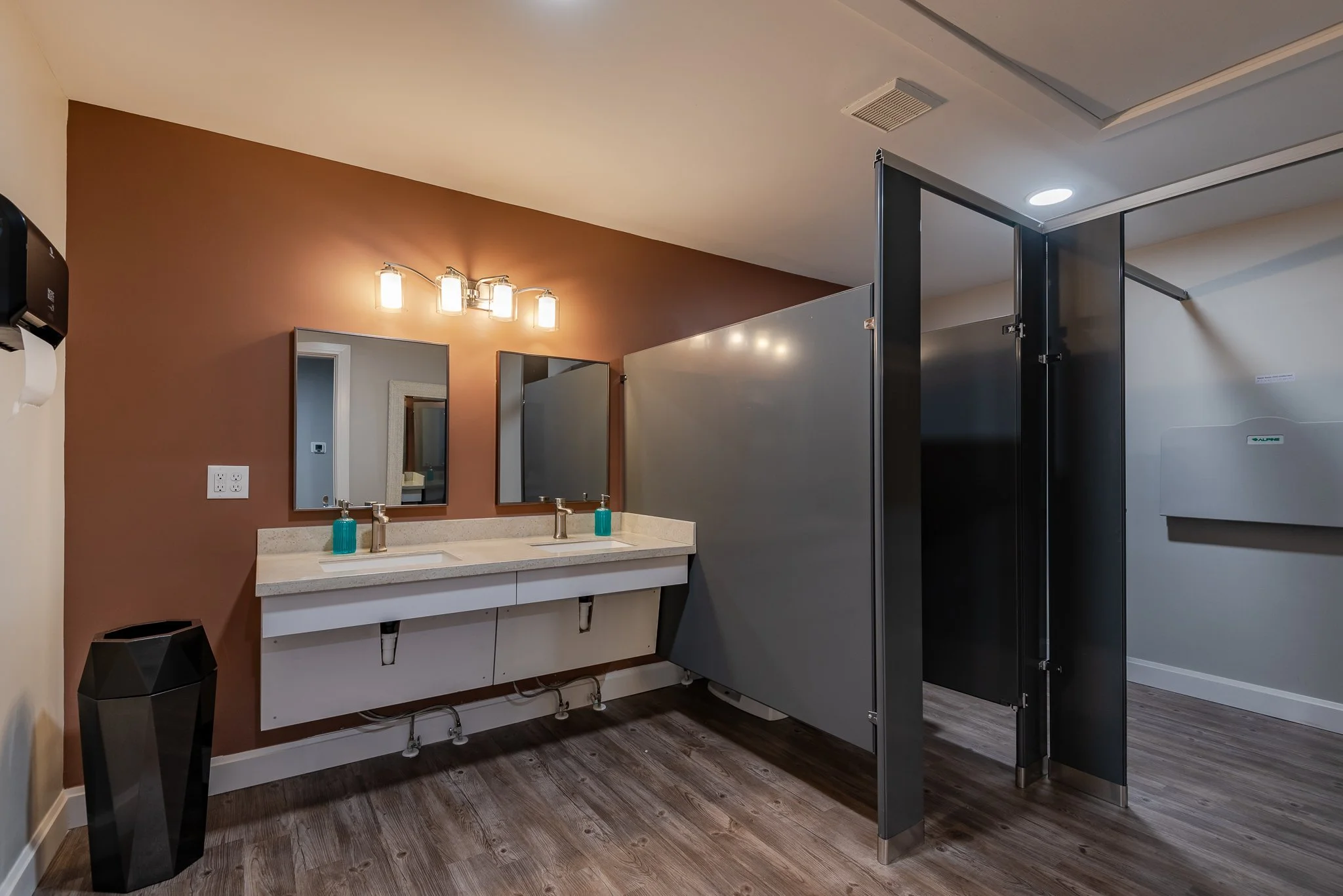 RYSE Construction - Destiny Church - Brevard, NC - Mid -32.jpg