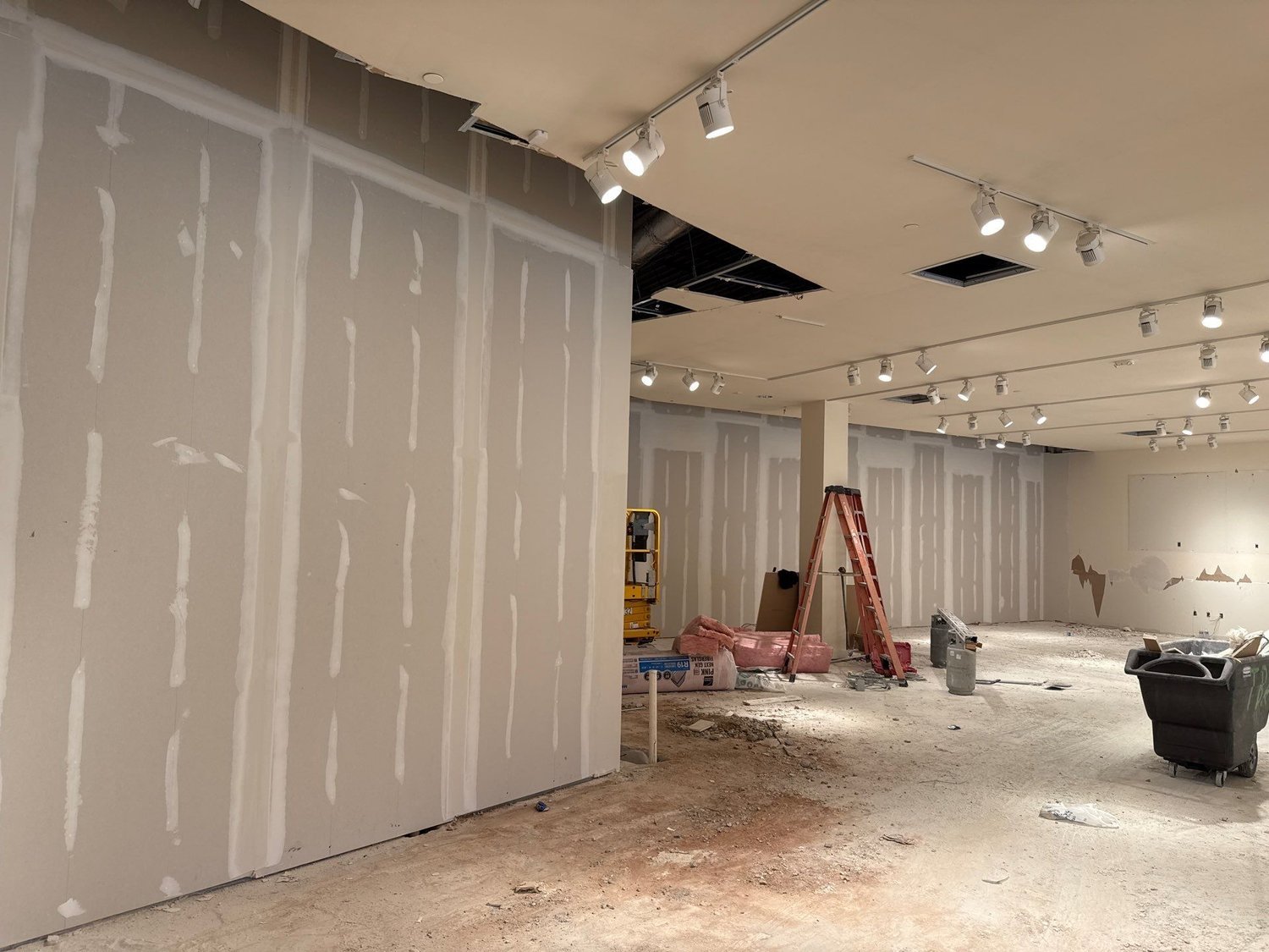 Tanger Outlets Asheville RYSE Construction 1.jpg