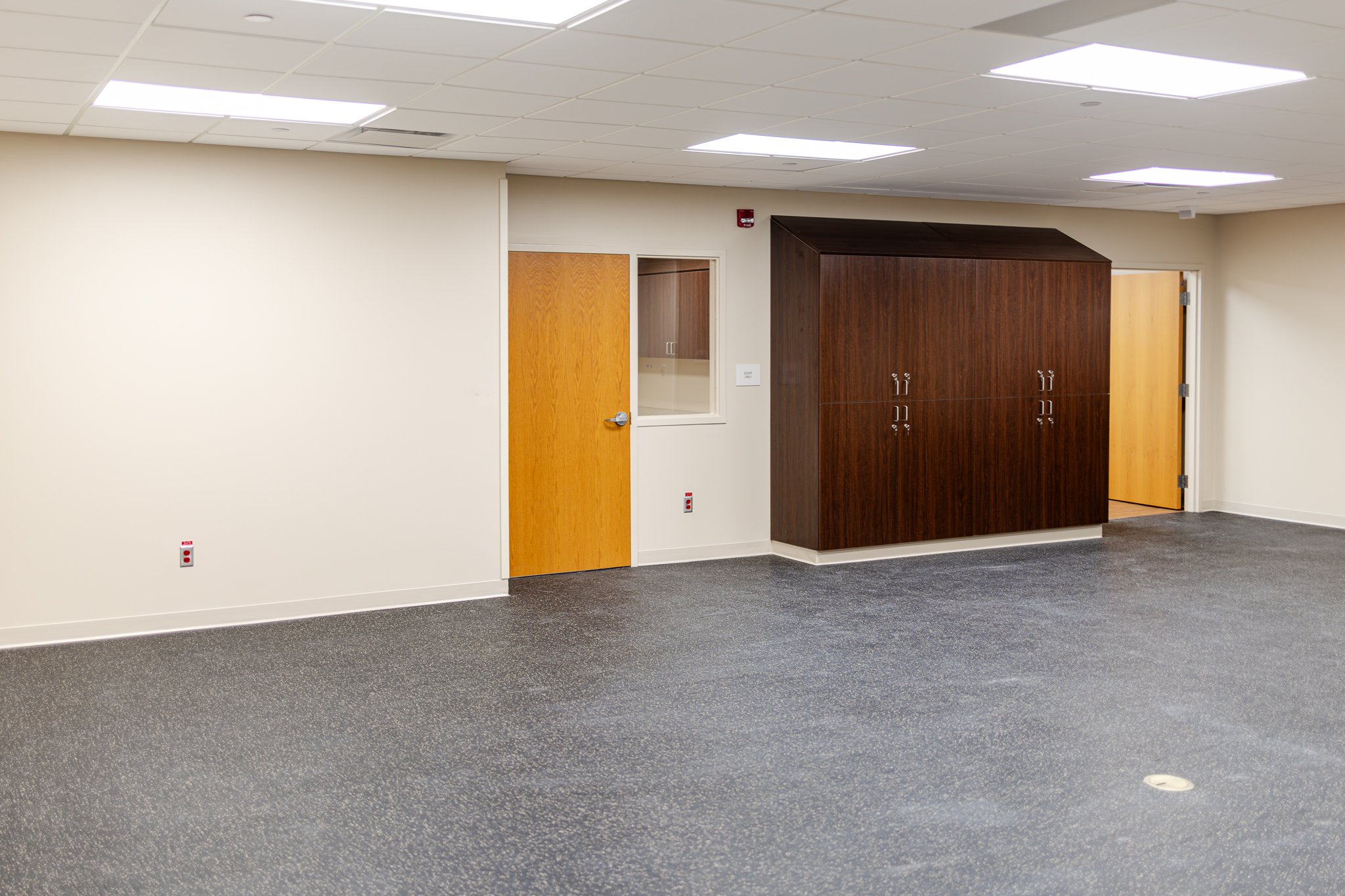 Medical Healthcare Construction General Contractors - RYSE Construction - HCA Hospital MRI - 2048-30.jpg