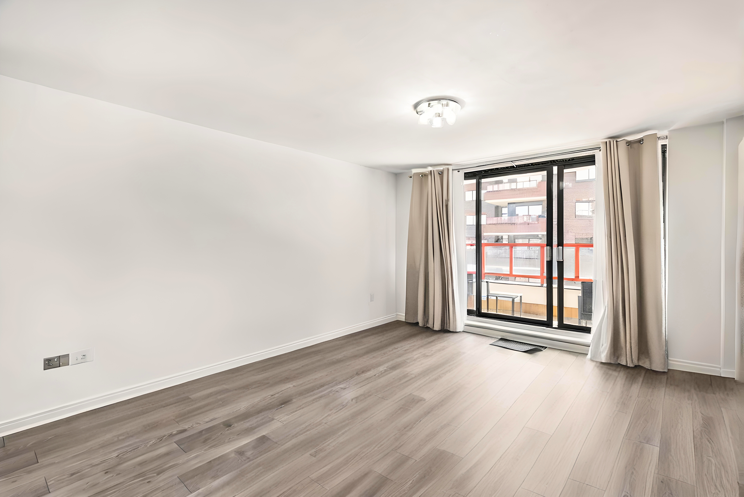 Warwick House, W14
