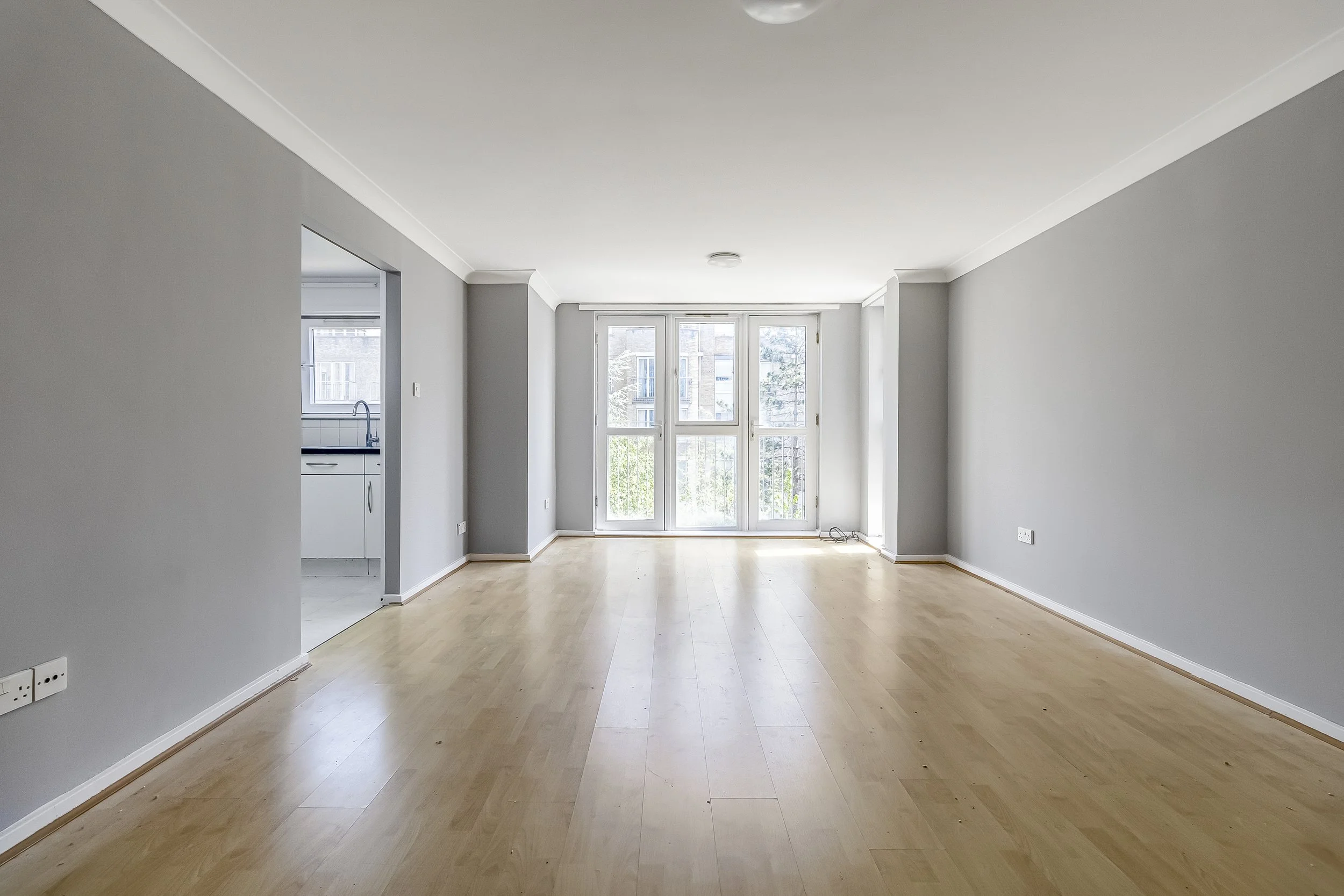 Leicester Court, W9