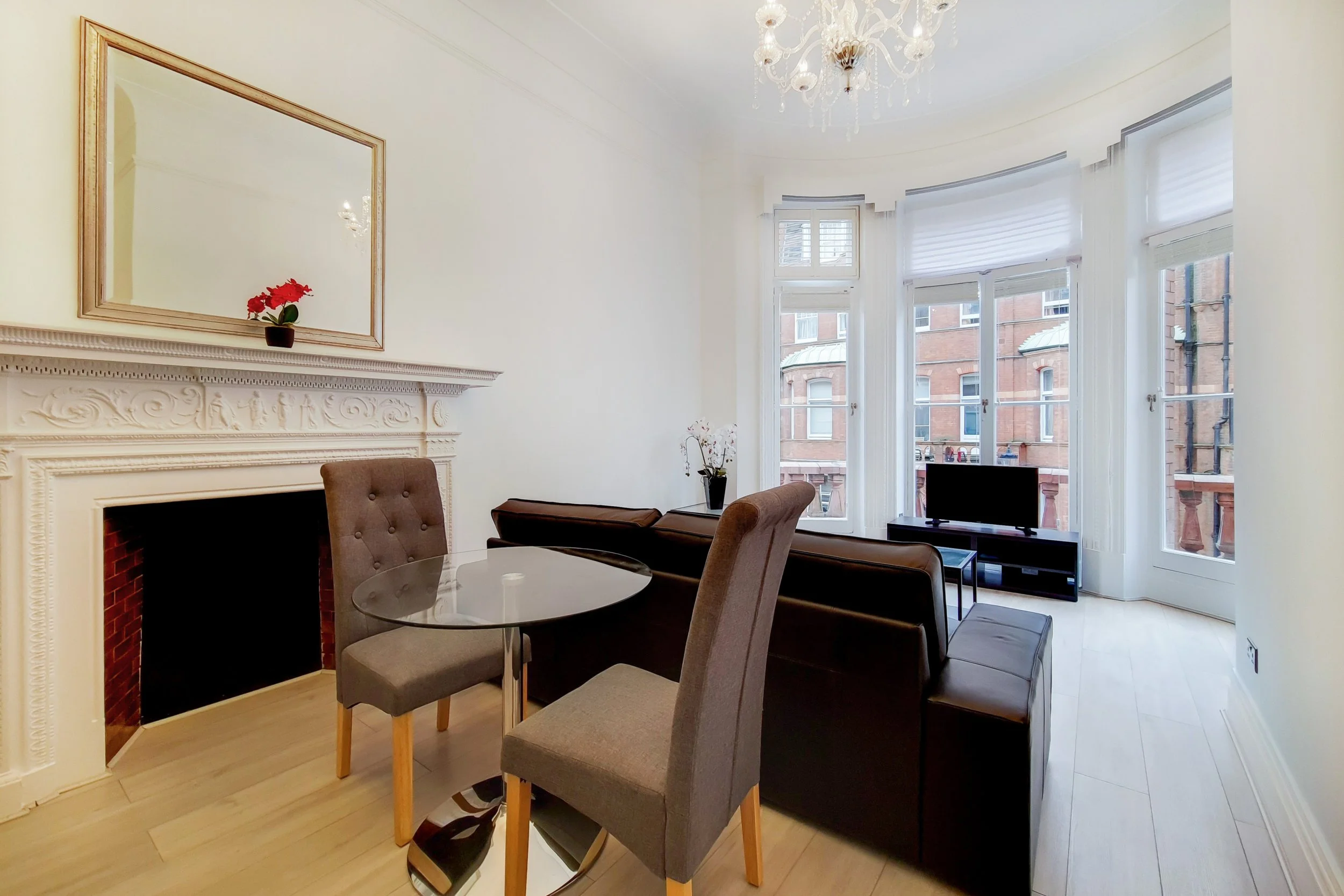 Draycott Place - £ 577 PW - SW3