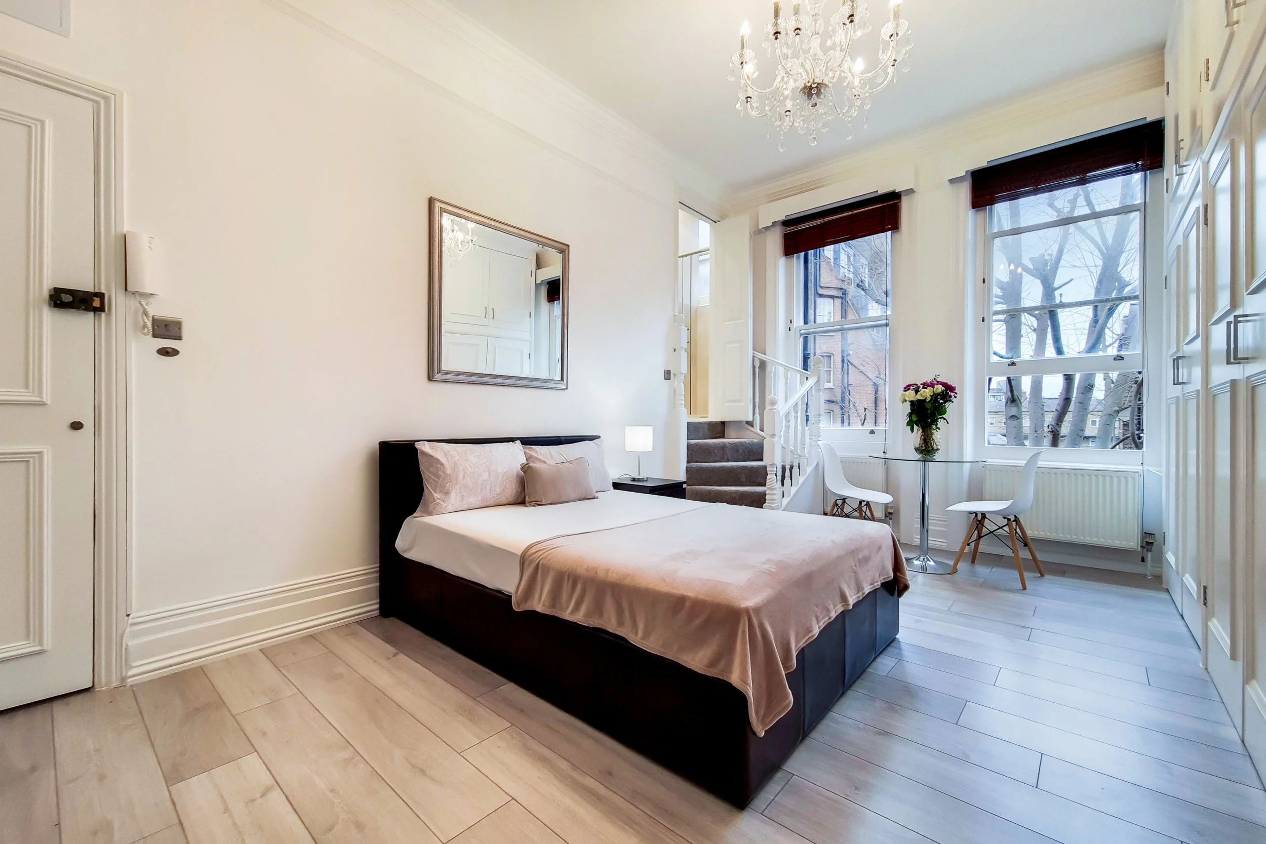 Draycott Place - £ 433 PW - SW3
