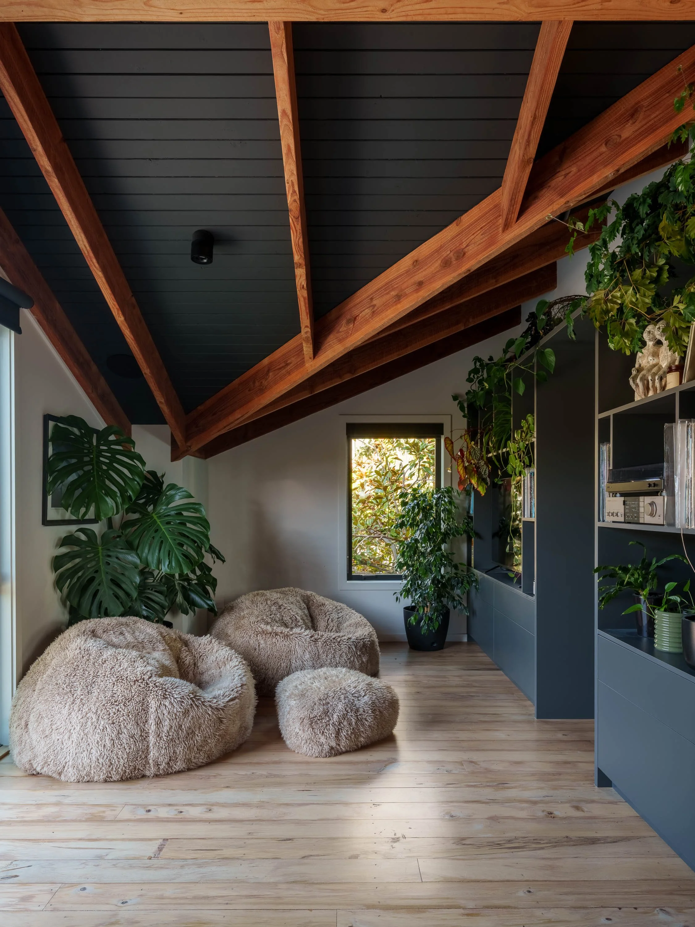 SL202342-HDR.jpg