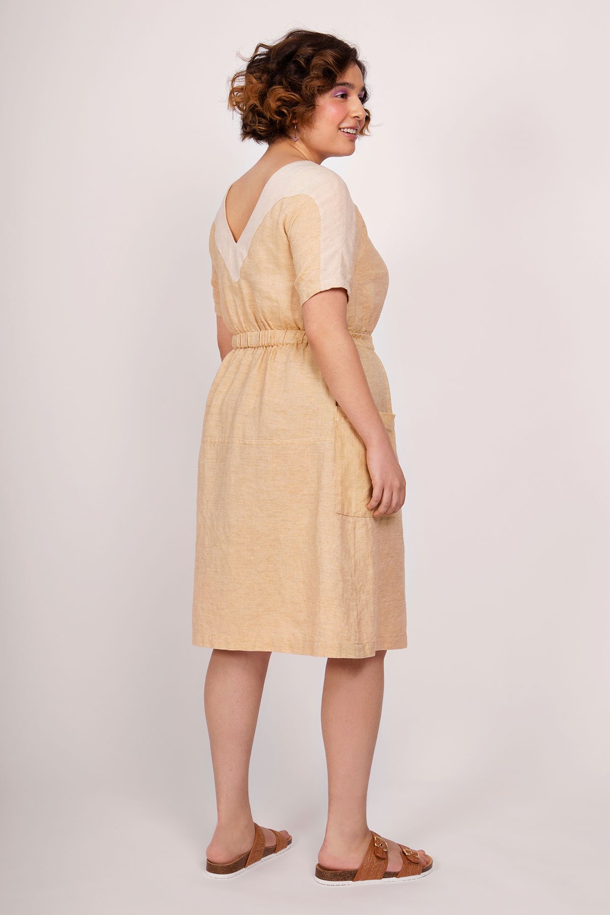 VALOdress_back.jpg