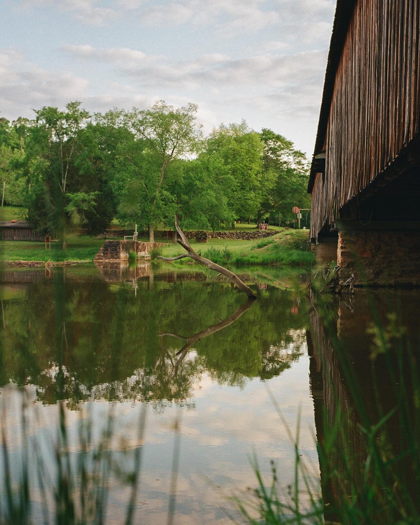 A series of reflections 🪞 

I took so many photos at this location! Each one unique, but this particular visit to Watson Mill I was rewarded with calm waters and beautiful clouds that enabled me to capture these images 🩷

📷 #leicam6
🎞️ #kodak400
