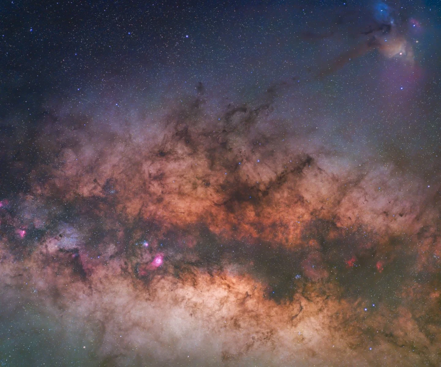 Closeup for the core 🐎 

At 55mm with an astromodified camera I am BEYOND ecstatic with this image 🤩 always a work in progress&hellip; but if you&rsquo;re considering jumping to and astromodified camera I cannot recommend @spencerscamera enough ❤️&