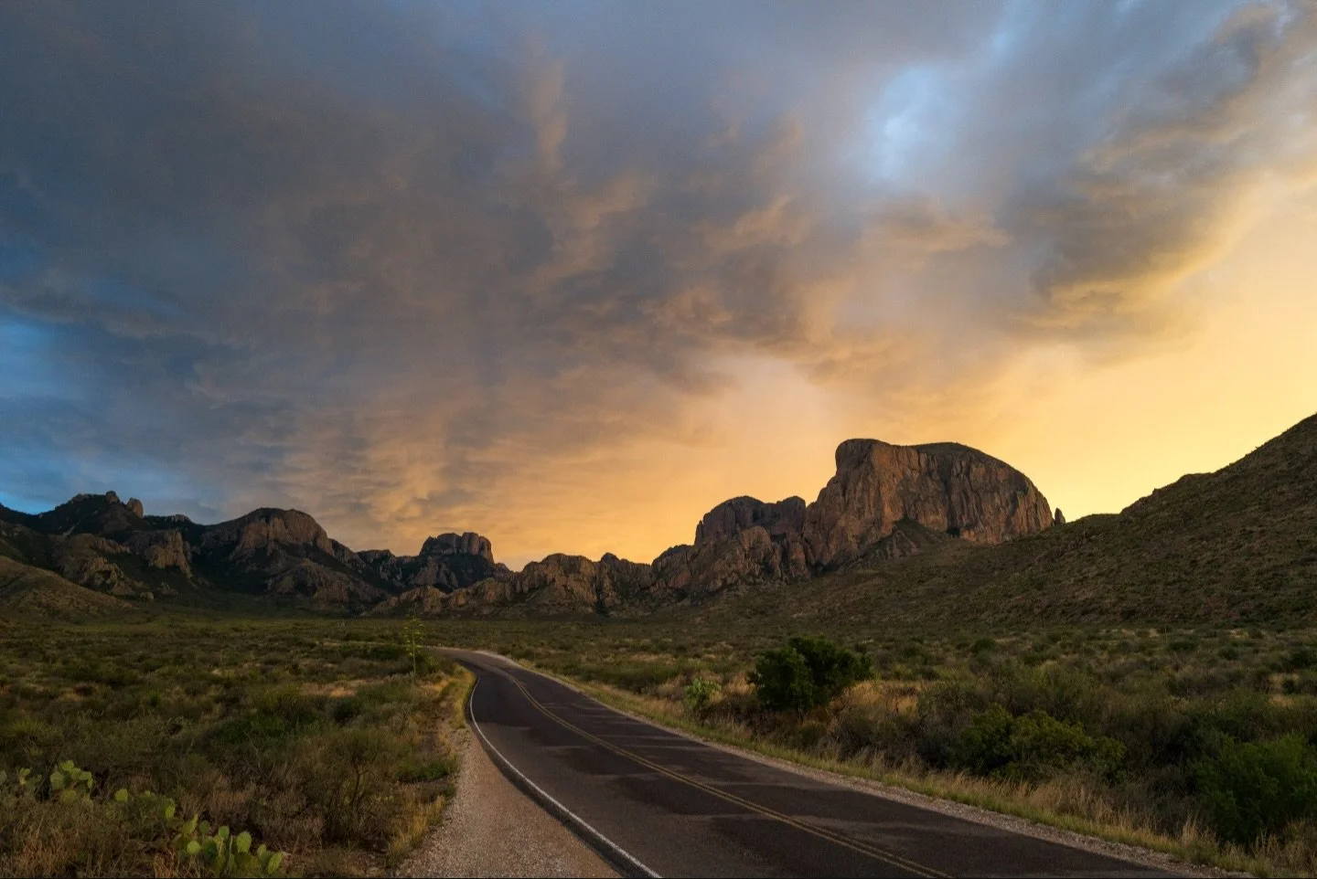 Pull over a sit a while ❤️&zwj;🔥

Monsoon season is here in the Big Bend! I think summer is my favorite season because of the potential for storms, Milky Way, birding, and far less people 👻

#bigbendnationalpark