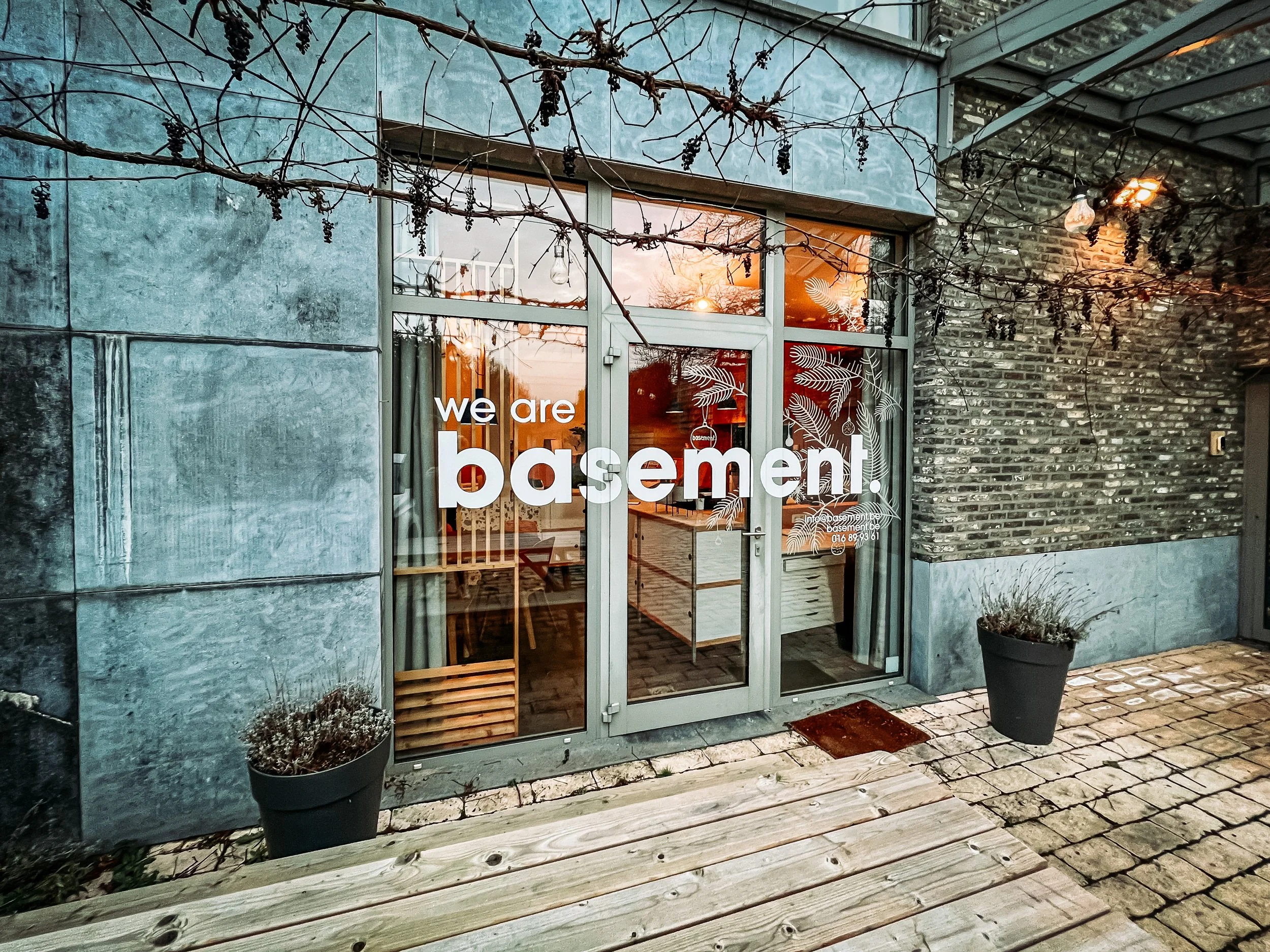 Voordeur kantoor.JPG