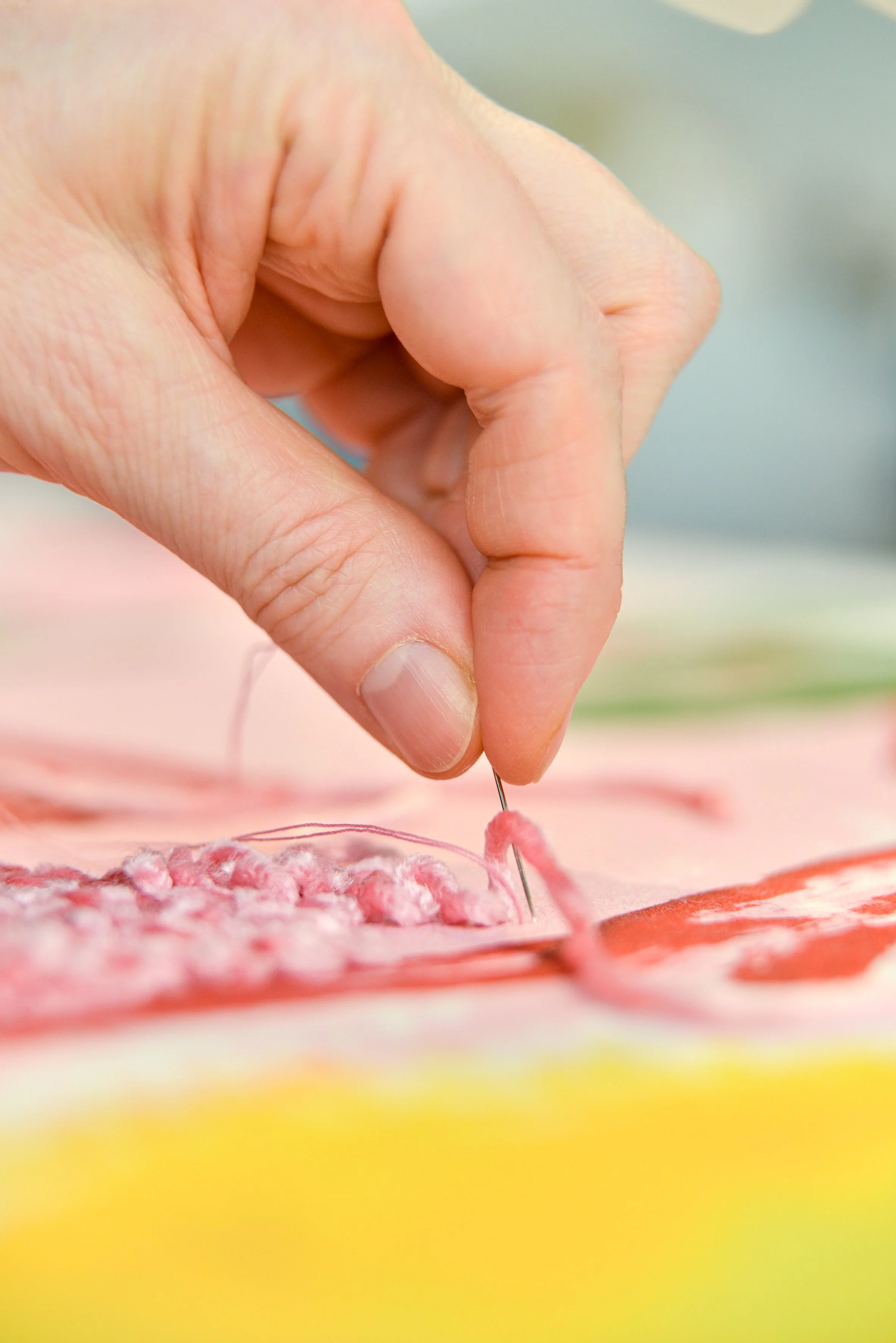 19M atelier de broderie- © by Lola Moser-6.jpg