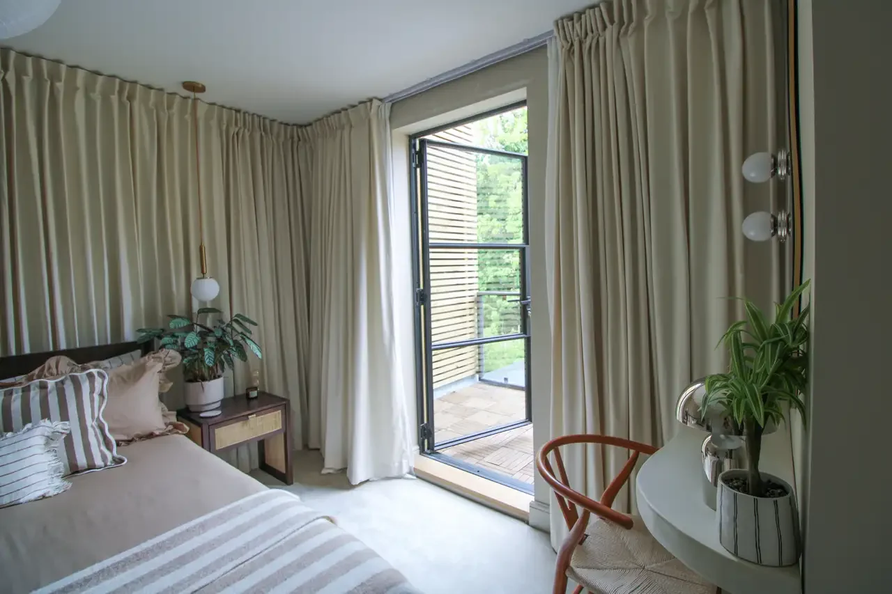 styled-home-studios-pastels-and-patterns-e10-15.webp