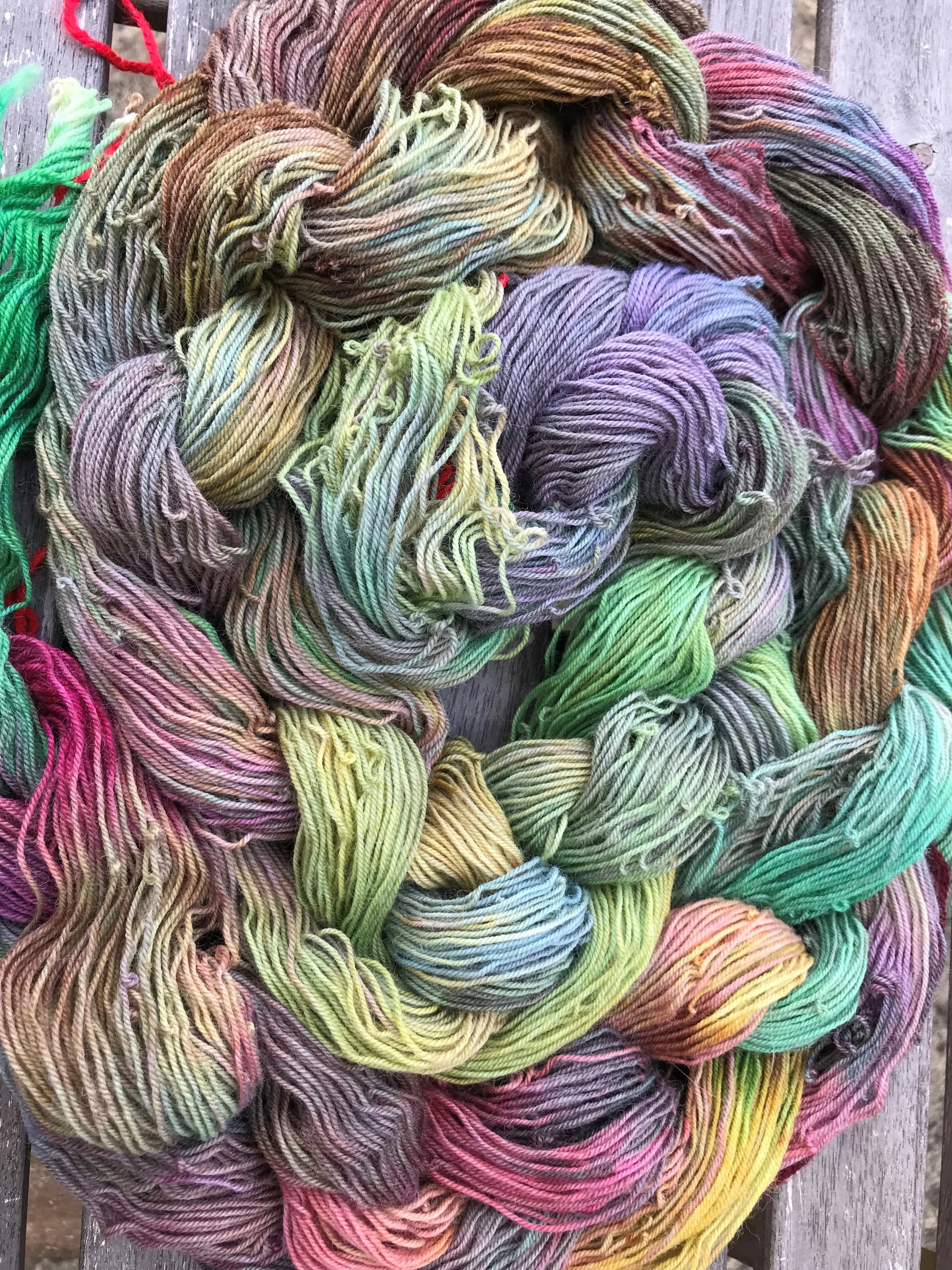 Debbie dyed warp 1.jpg