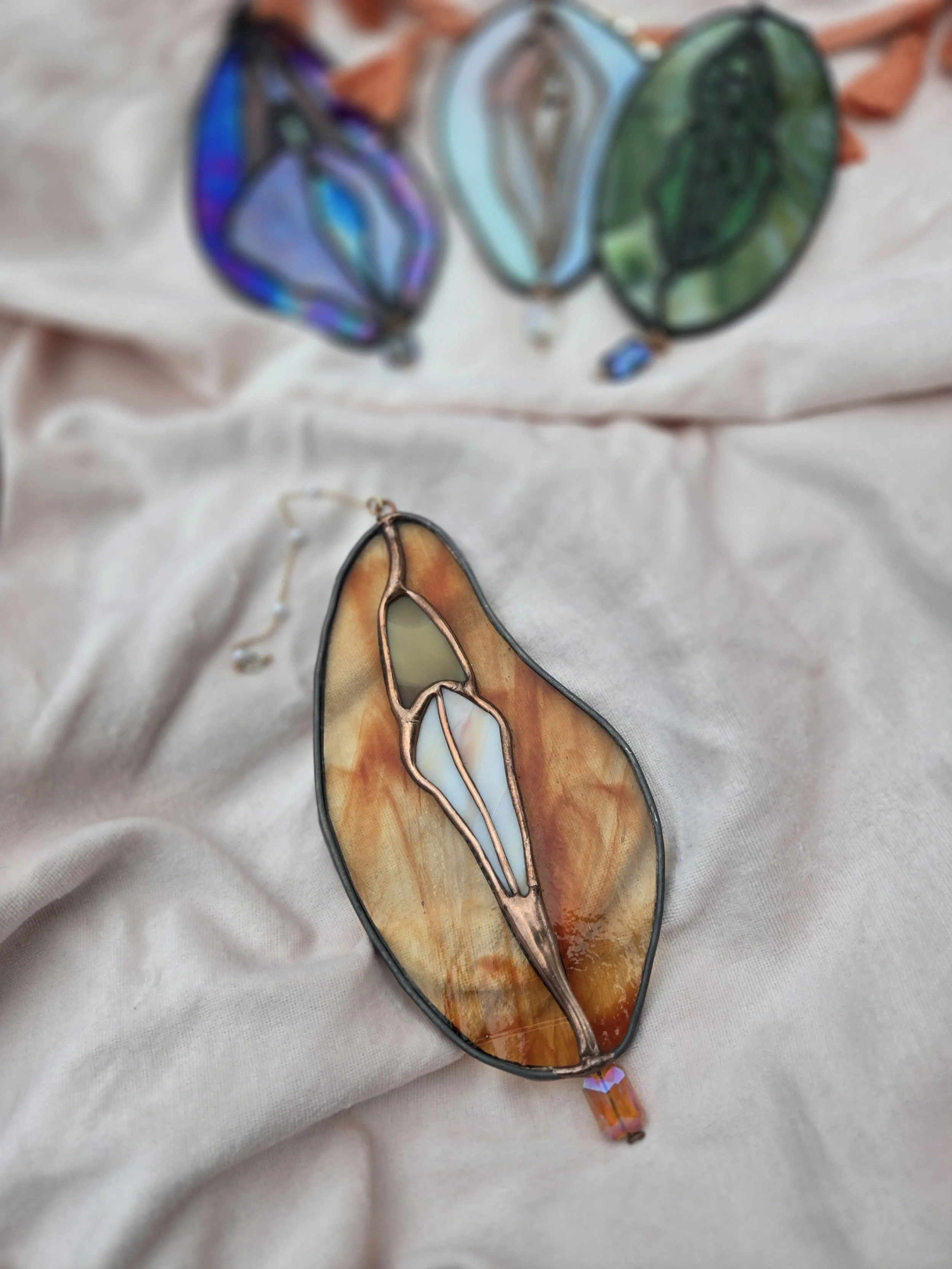 "lynn" beaded vulva suncatcher