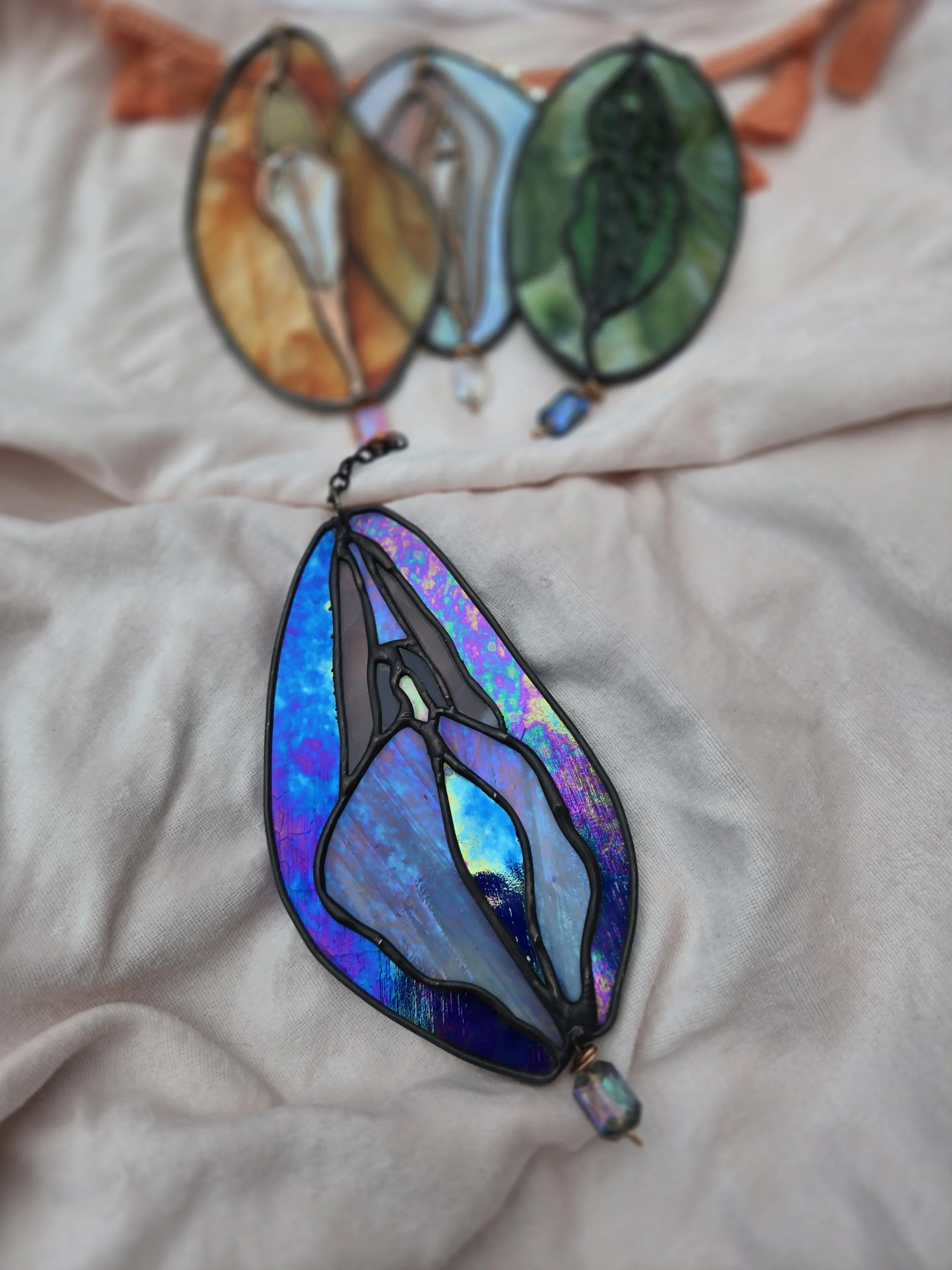 "maria" beaded vulva suncatcher