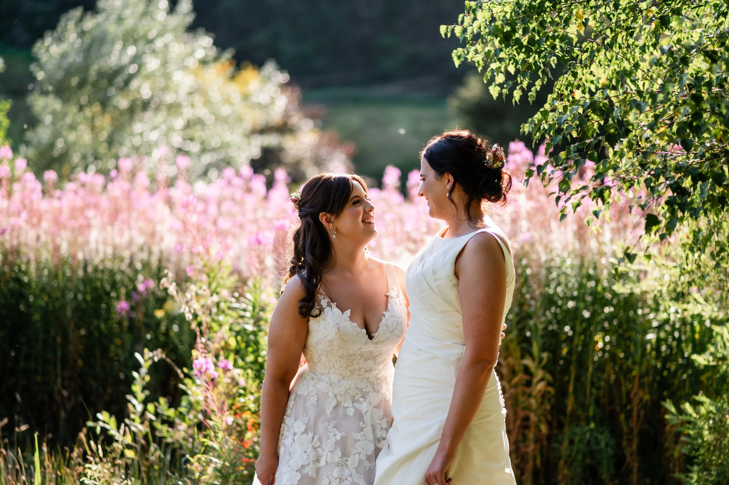 Charlotte-and-Kirstie-SuzieSmithPhoto-766.jpg