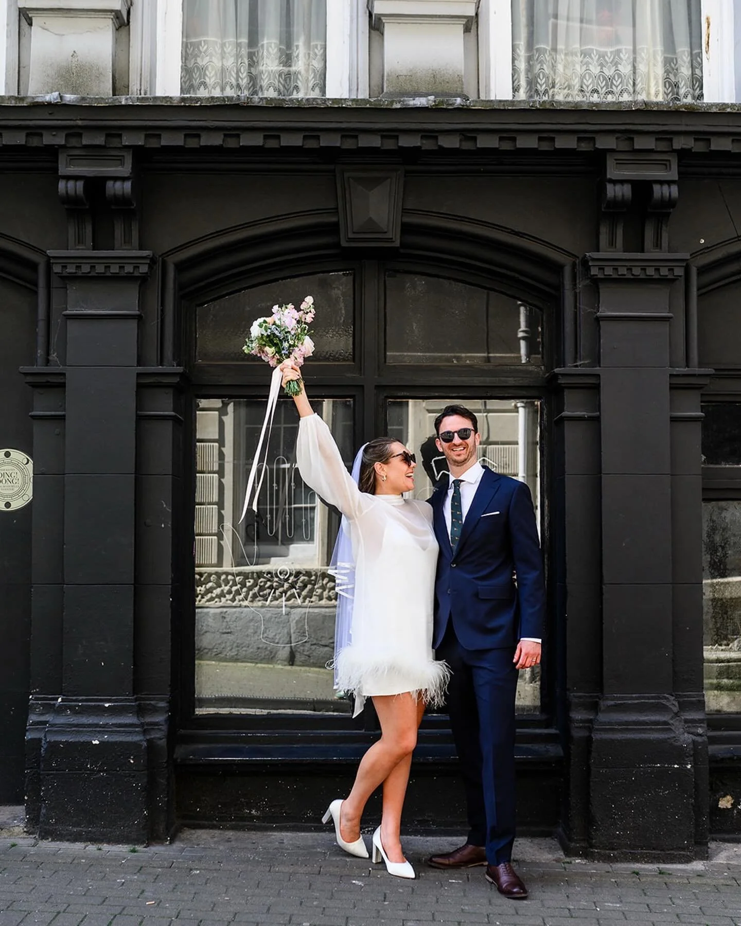 Just married moments with Angie and Joe at Bristol reg office

Venue: @bristolcityweddings 
Flowers: @lucycocofloristry 
Photographer: @suziesmithphoto