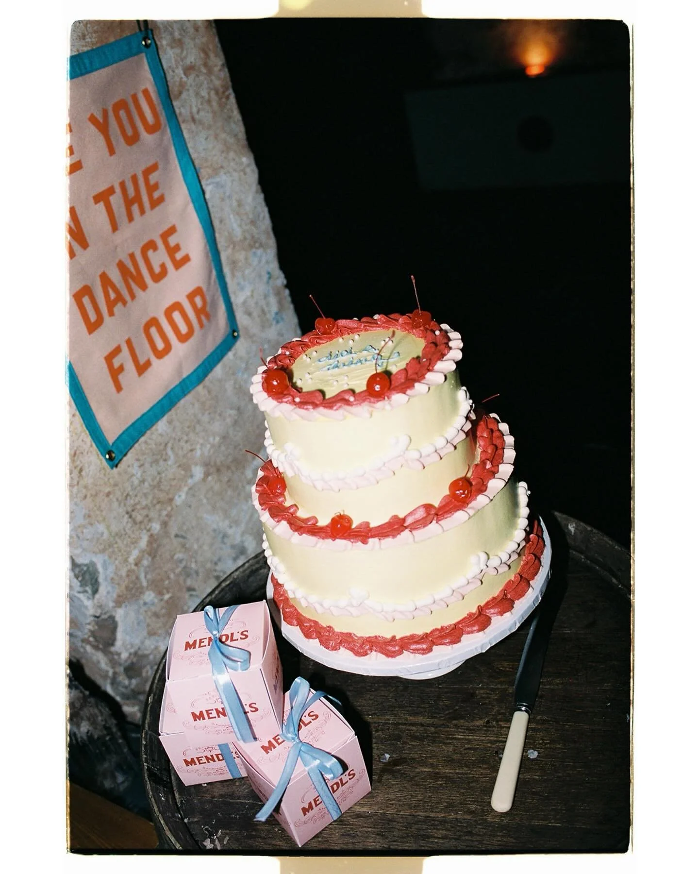 A few more film scans from the most epic day back in October for Rebecca and Laura

The team:
Venue: @themountwithout_events 
Photographer: @suziesmithphoto 
Second shooter: @laurapowerphoto_weddings 
Content creation: @snapandsoul.co 
Celebrant: @ch