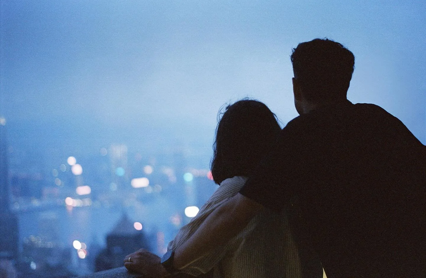 Honeymooners 

//

I&rsquo;m finally getting around to organising some of the film photos from my trip to China and HK last year, starting with these blue hour frames from a trip to Victoria Peak in Hong Kong 

Shot on Nikon F100 and some expired Cin