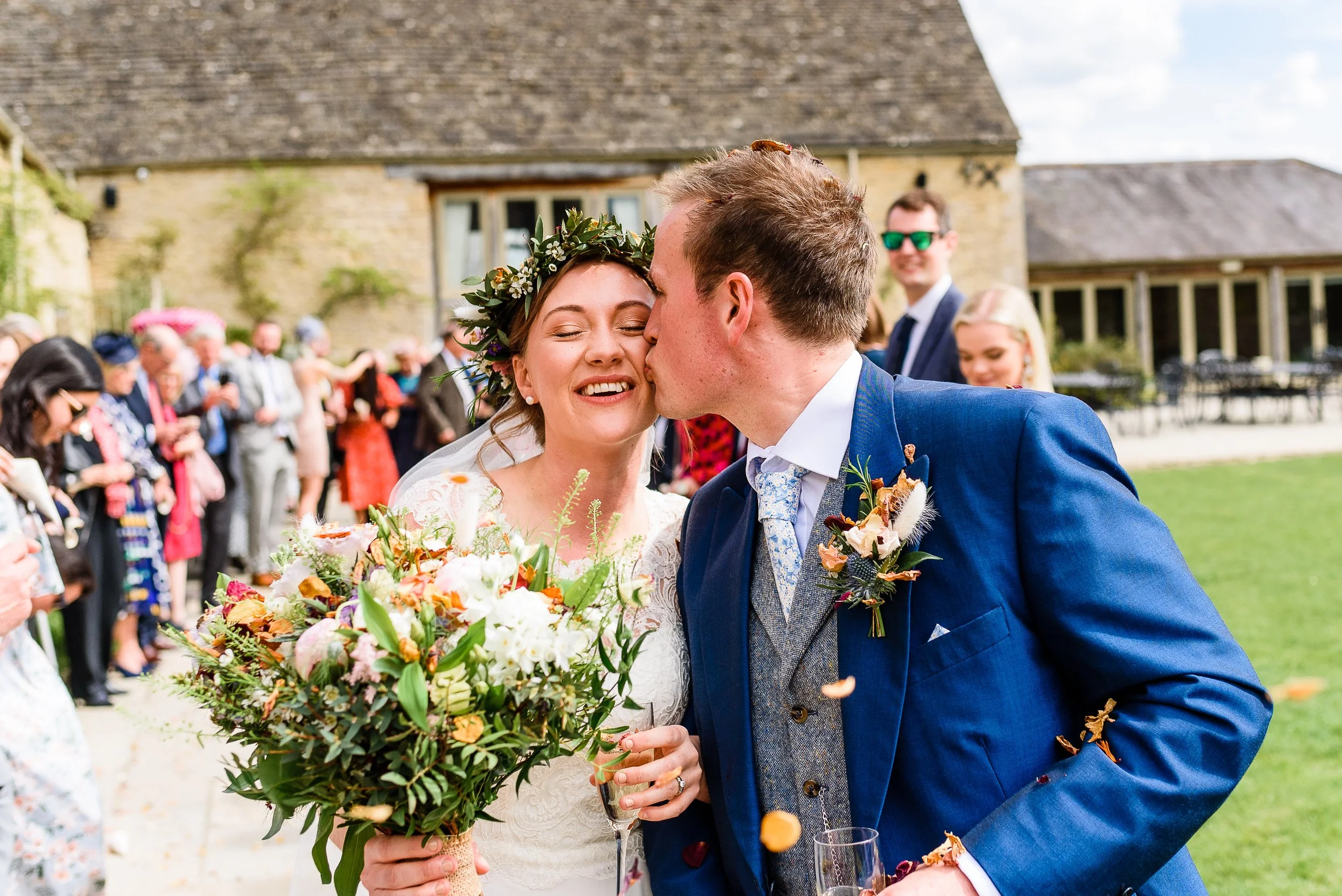 Caswell House wedding confetti walk