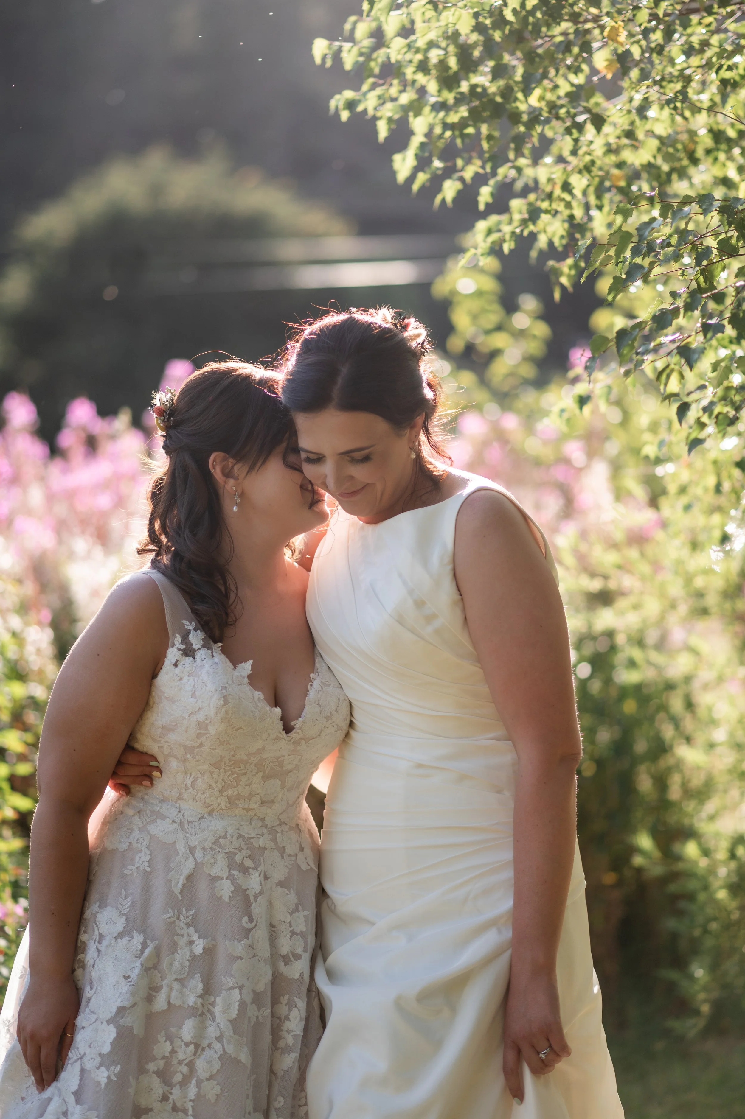 Charlotte-and-Kirstie-SuzieSmithPhoto-756.jpg